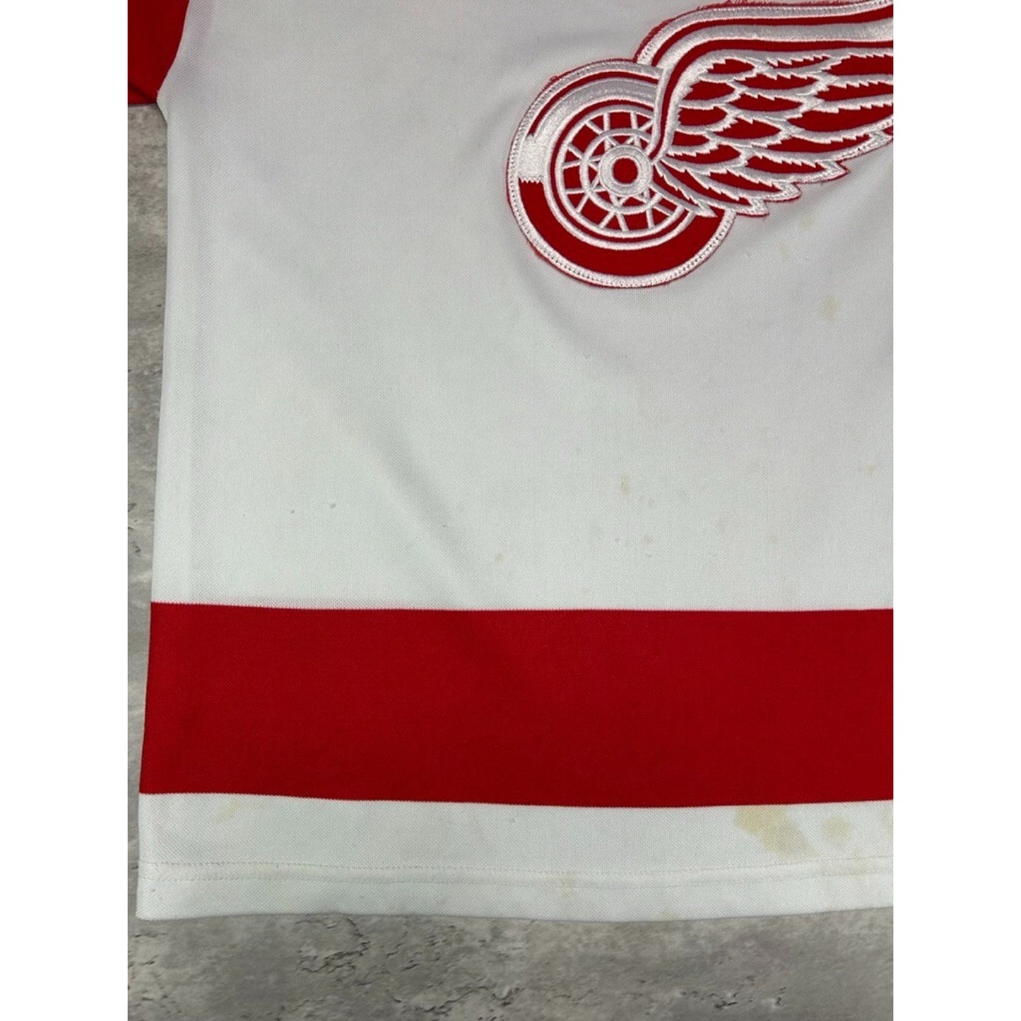 Vintage 90s Detroit Red Wings NHL CCM Maska Hockey Jersey Size Medium White