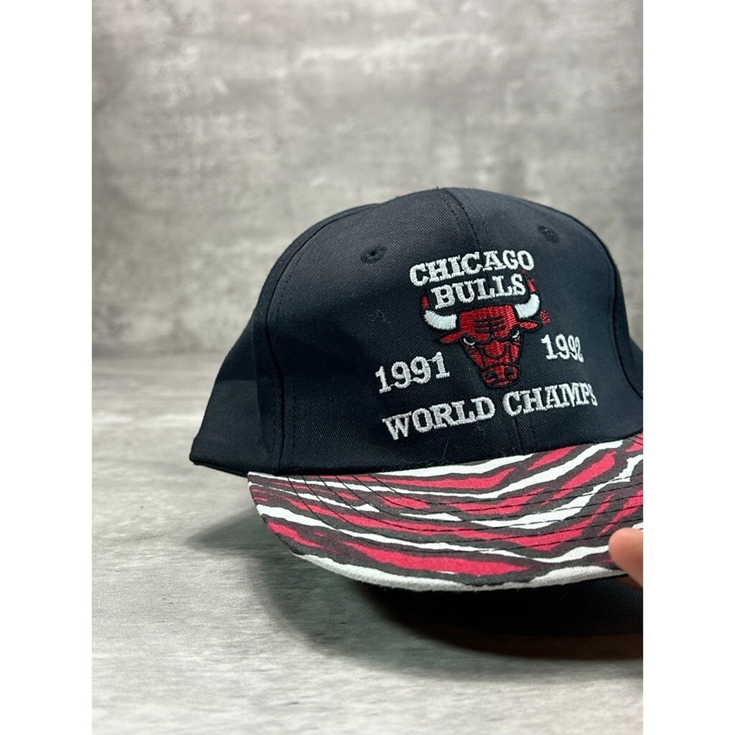Vintage 1991/92 Chicago Bulls NBA Back To Back World Champs Snapback Hat OSFA