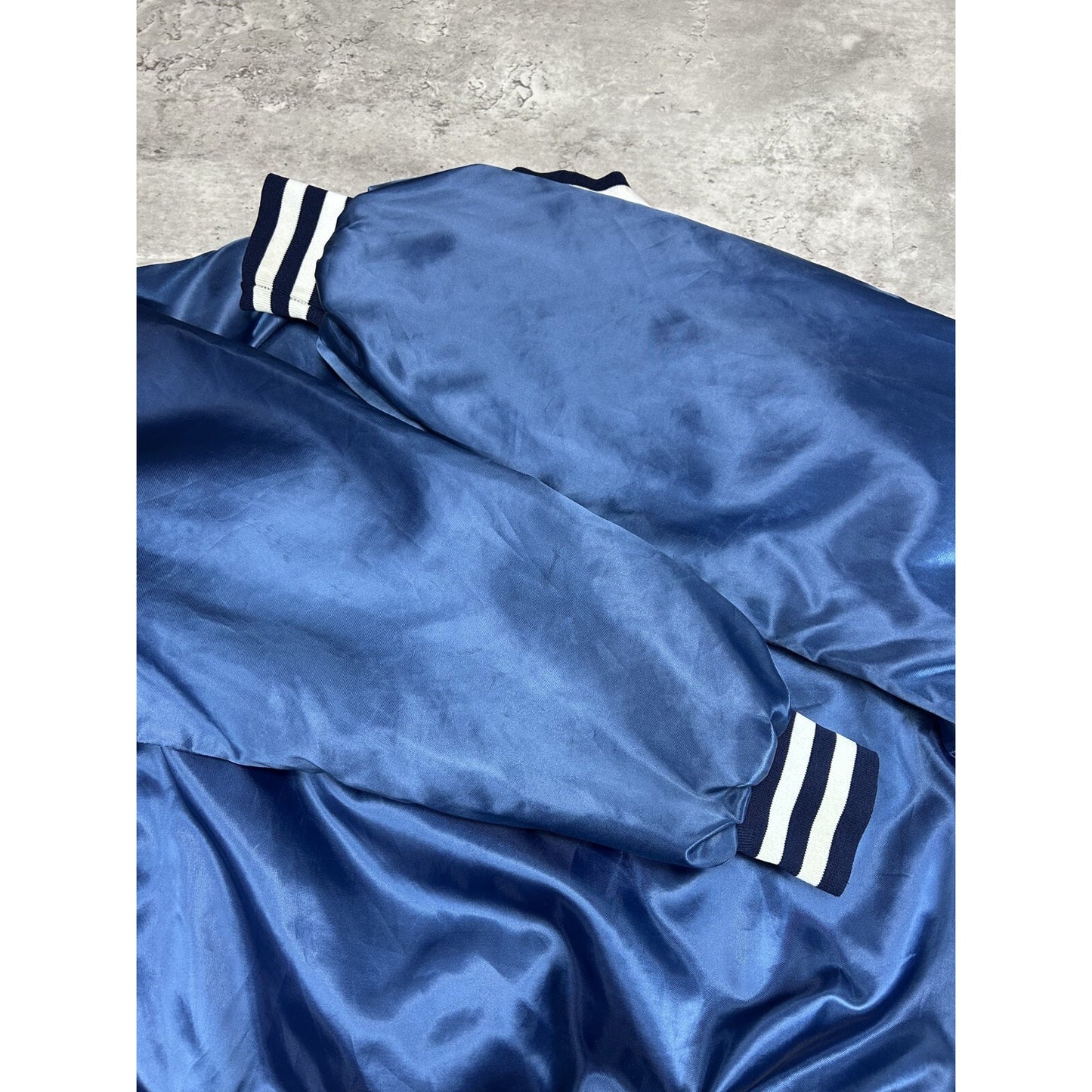 Vintage 80s Buick Embroidered Patch Satin Bomber Jacket Size Large Blue