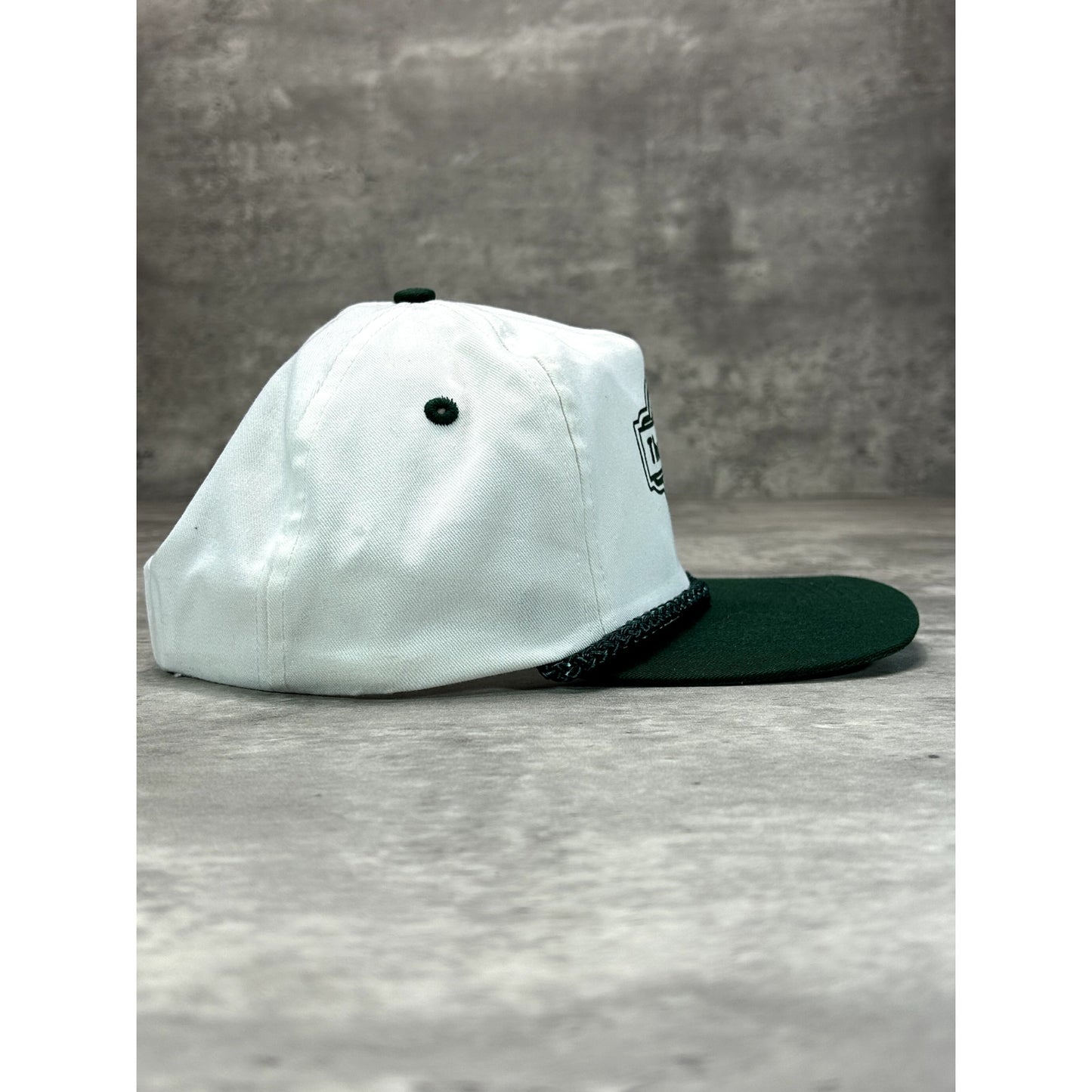 Vintage 90s The Car Store Graphic Spellout Snapback Hat OSFA White/Green