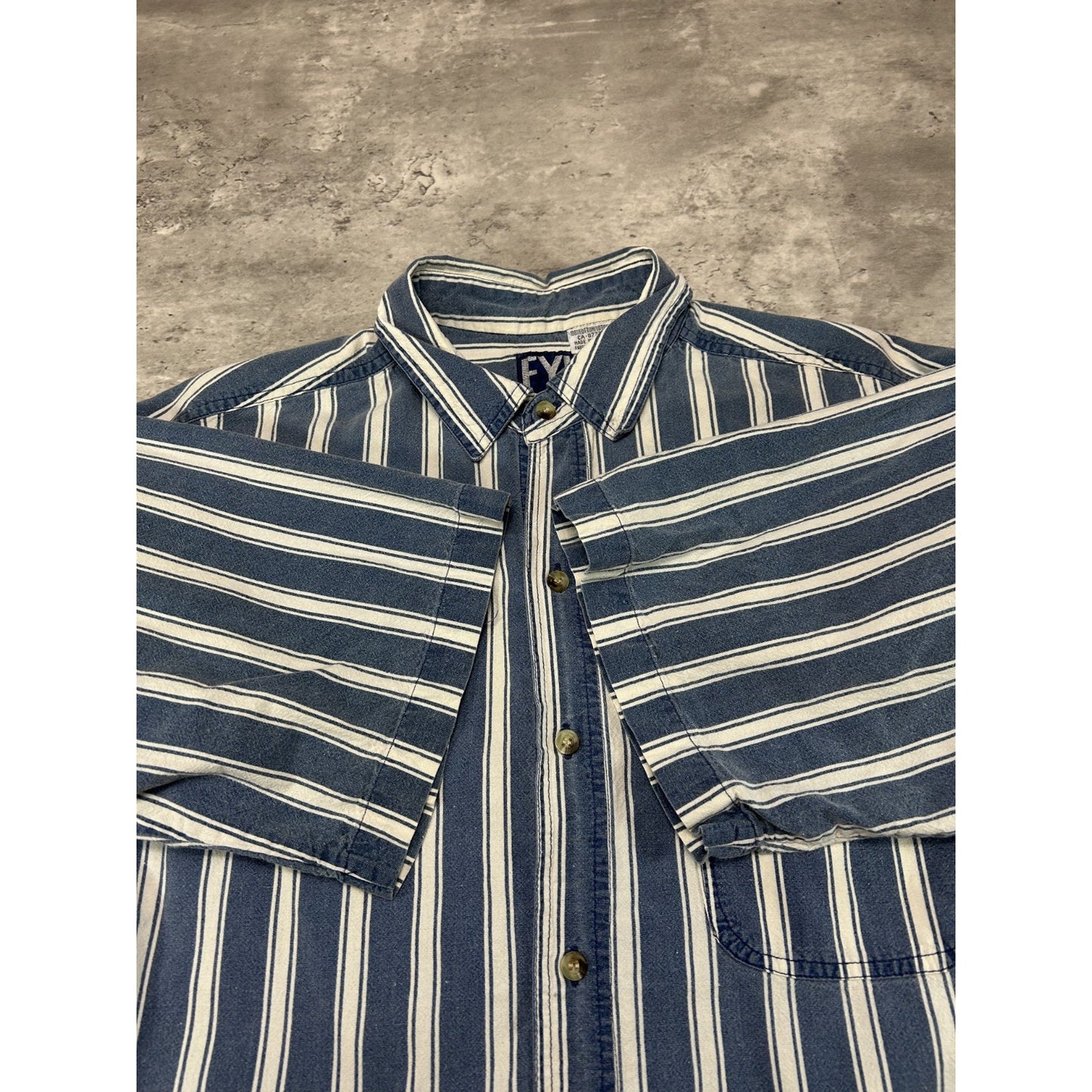 Vintage FYI Private Stock Striped Short Sleeve Cropped Button Up Shirt Sz Large