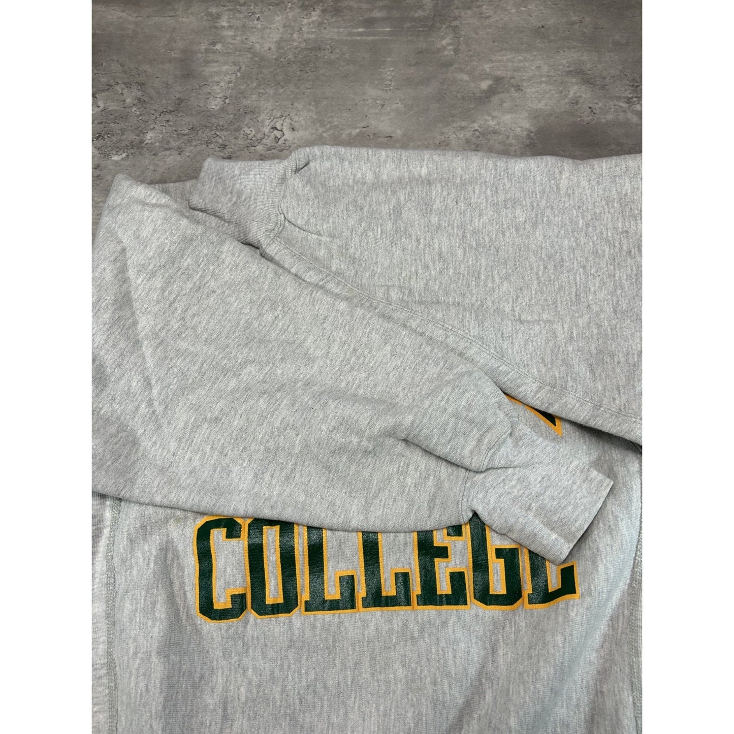 Vintage 90s Siena College NCAA Champion Reverse Weave Sweatshirt Size Large