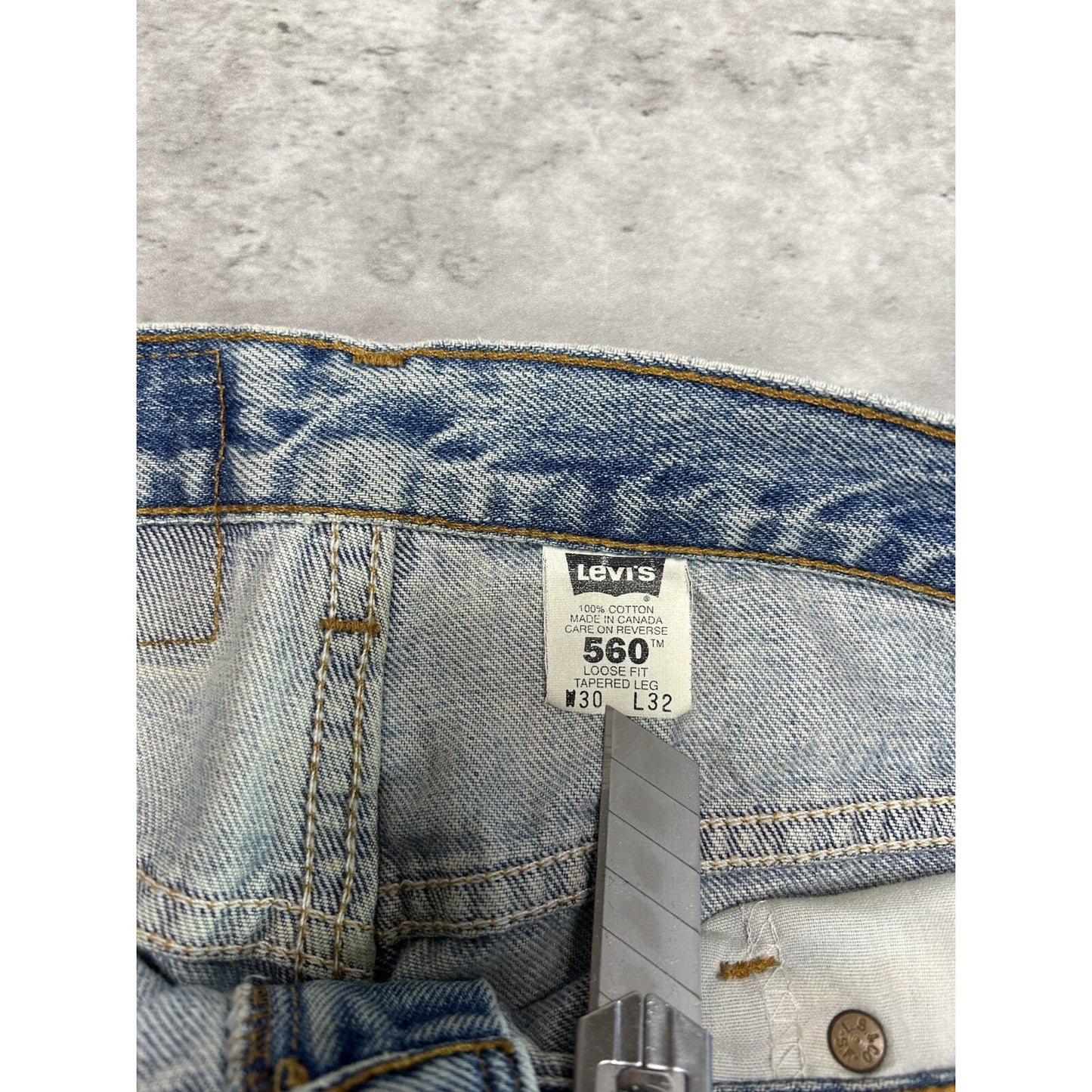 Vintage 90s Levis 560 Red Tab Light Wash Denim Pants Size 31 Blue