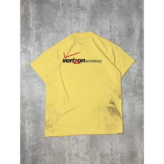 Vintage Georgie Tech Yellow Jackets NCAA The Swarm Graphic T-Shirt Size Medium