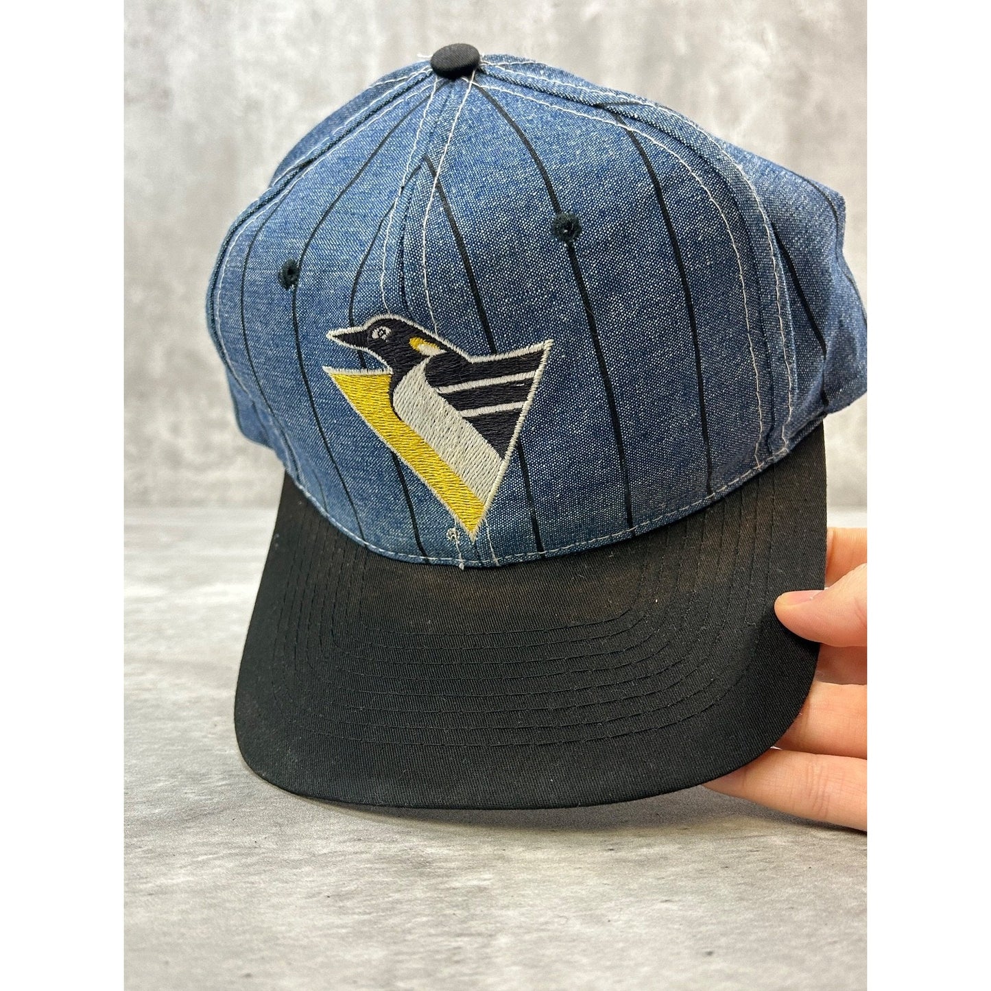 Vintage 90s Pittsburgh Penguins NHL Pinstripe Embroidered Logo Snapback Hat OSFA