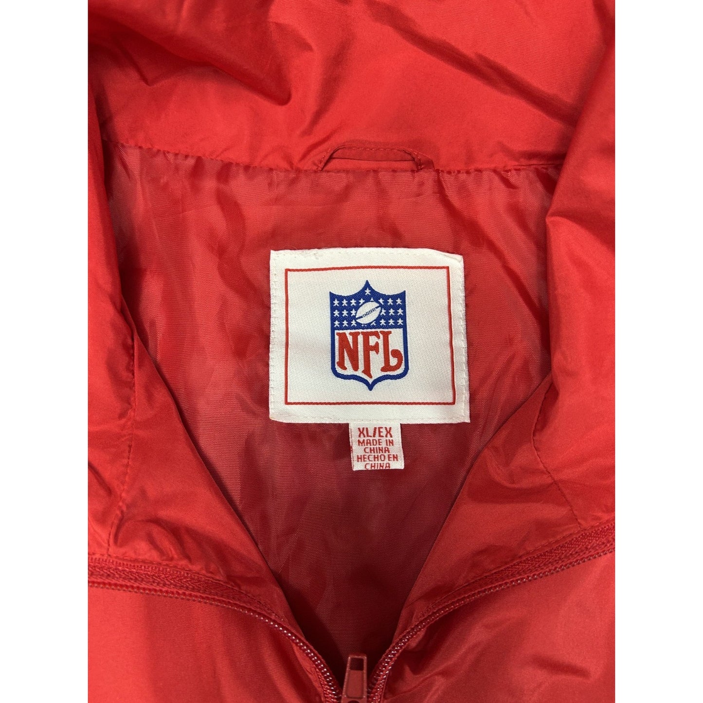Kansas City Chiefs NFL Embroidered Logo Nylon Windbreaker Size XL