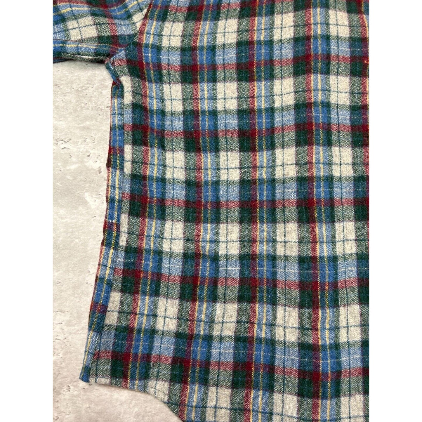 Vintage 90s Carl Michaels Plaid Long Sleeve Button Up Shirt Size Medium
