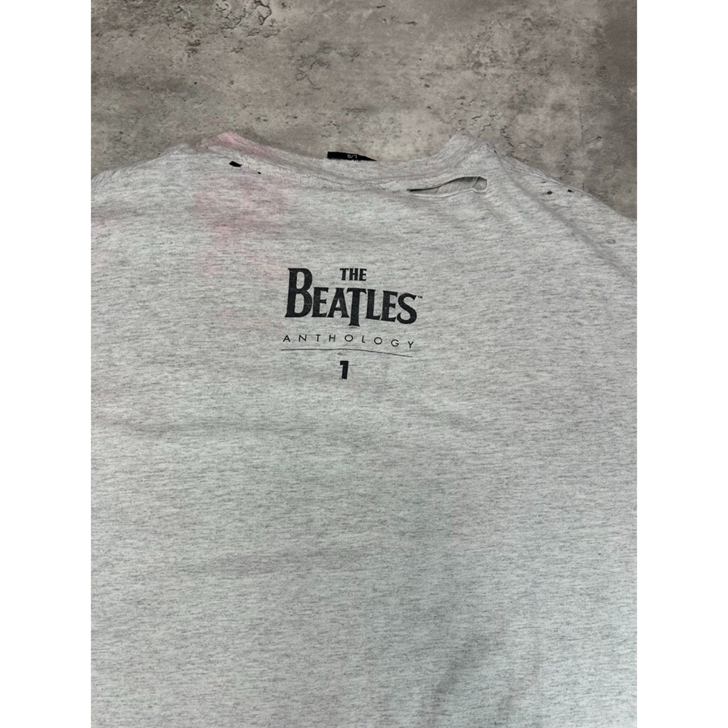 Vintage 1995 The Beatles Rock Music Graphic Band T-Shirt Size Large Gray