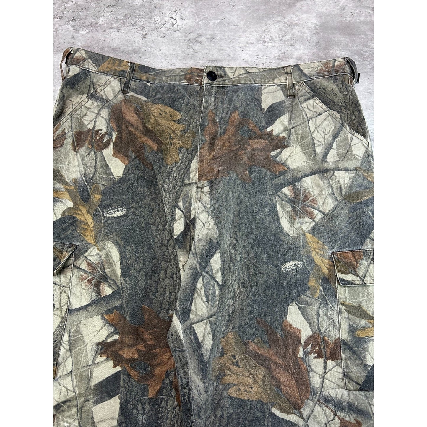 Vintage Realtree Hardwoods Camo Hunting Cargo Pants Size 41