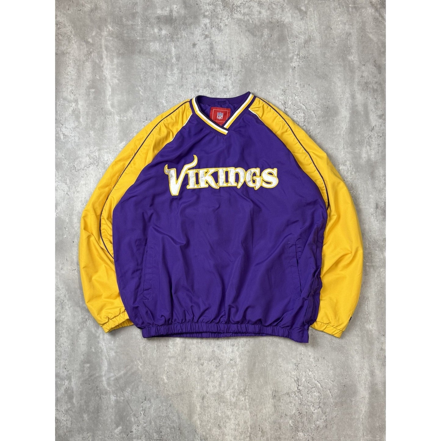 Minnesota Vikings NFL Embroidered Spellout Pullover Nylon Football Jacket Sz XL