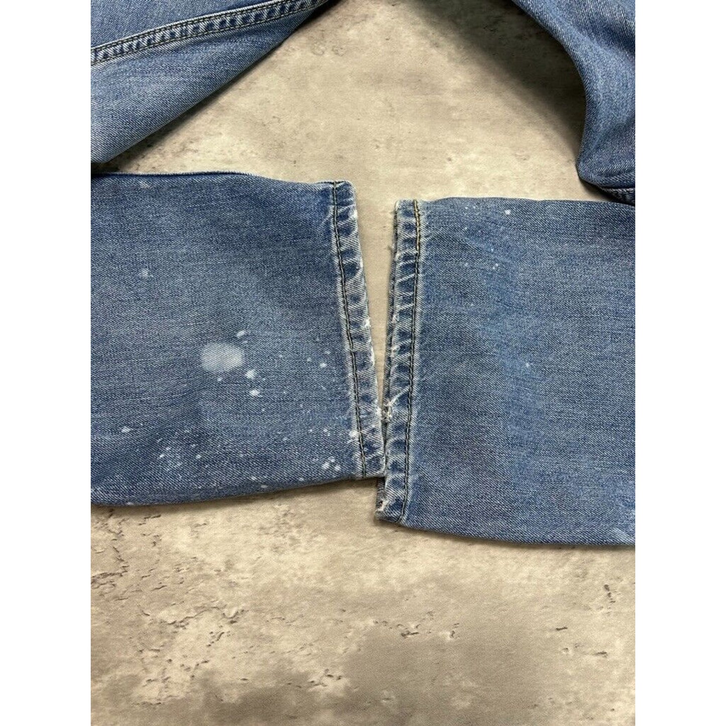 Vintage Levis 505 Medium Wash Denim Pants Size 35 Blue