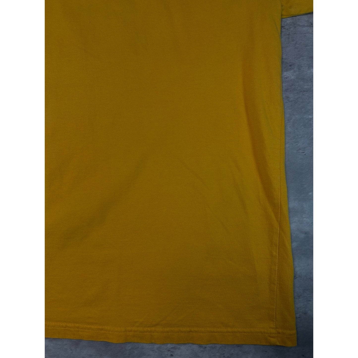 Vintage Y2K Southpole Graphic Spellout T-Shirt Size XL Yellow