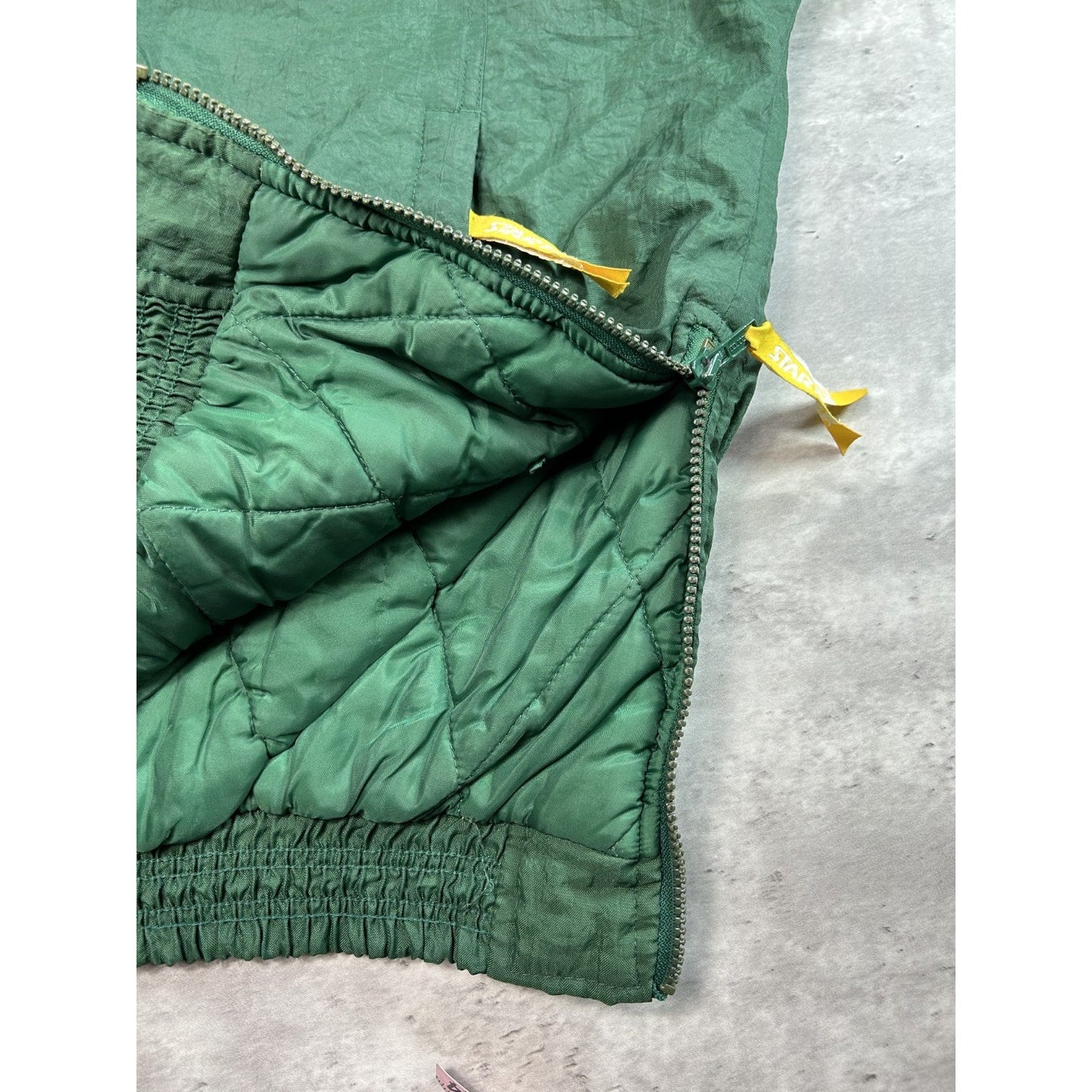 Vintage 90s Green Bay Packers NFL Embroidered Insulated Jacket Size Medium