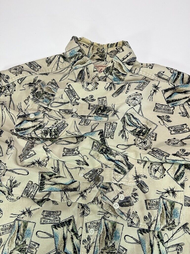 Vintage 90s Woolrich Fishing Graphic AOP Long Sleeve Button Up Shirt Size Medium