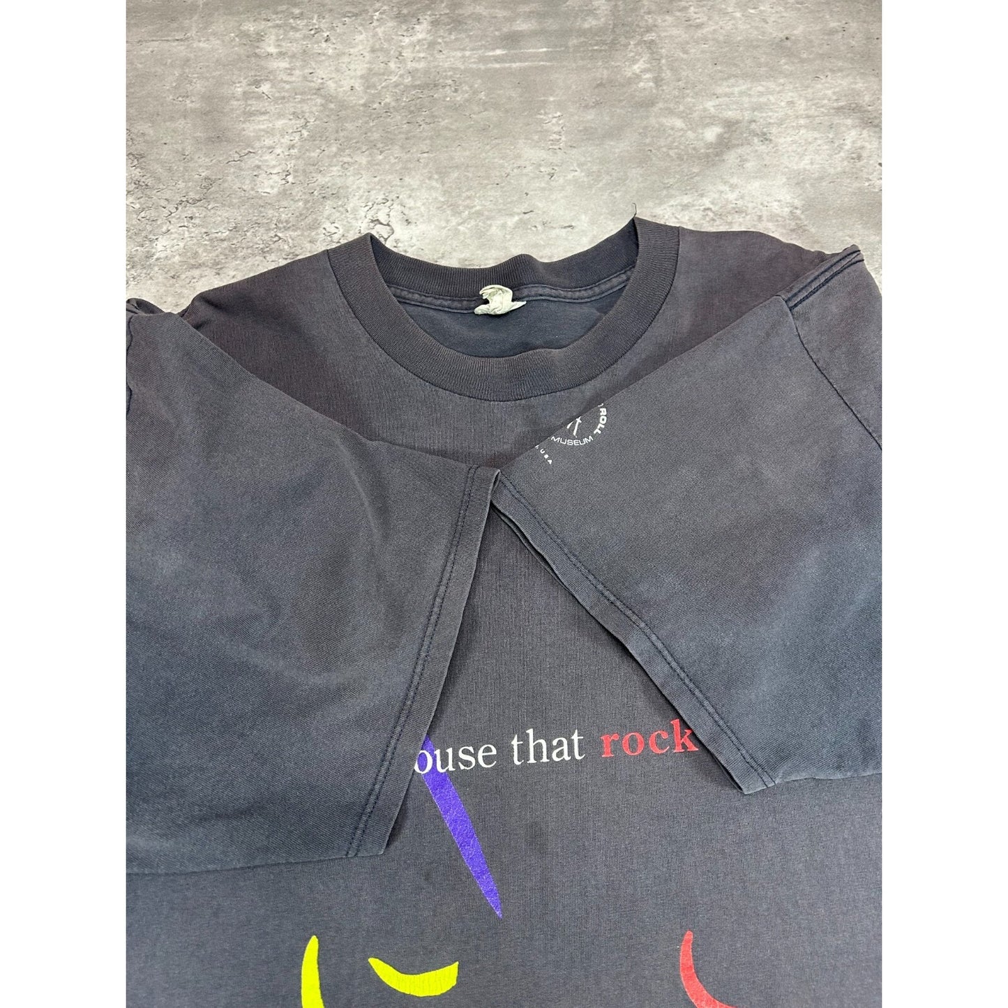 Vintage 90s Rock And Roll Hall Of Fame The House That Rock Built T-Shirt Size XXL