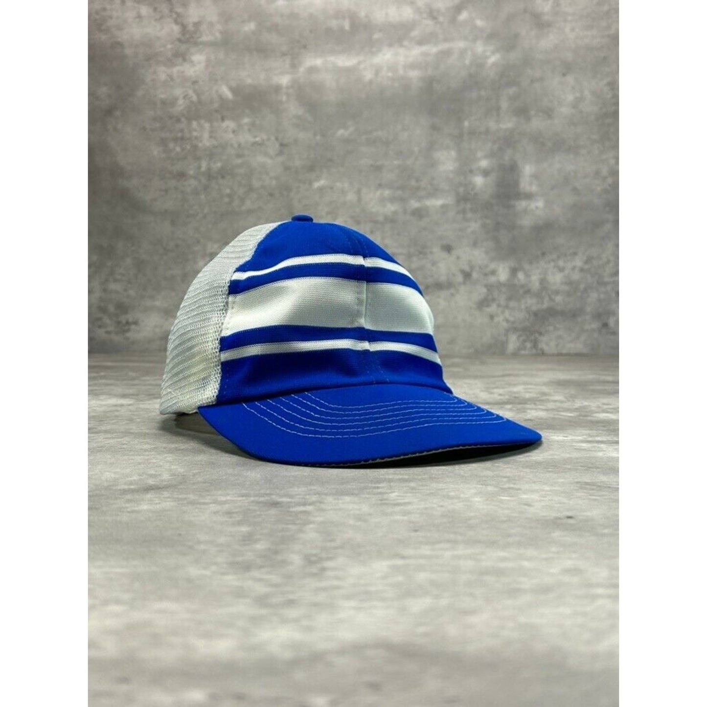 Vintage 80s Striped Blank Trucker Snapback Hat OSFA White/Blue