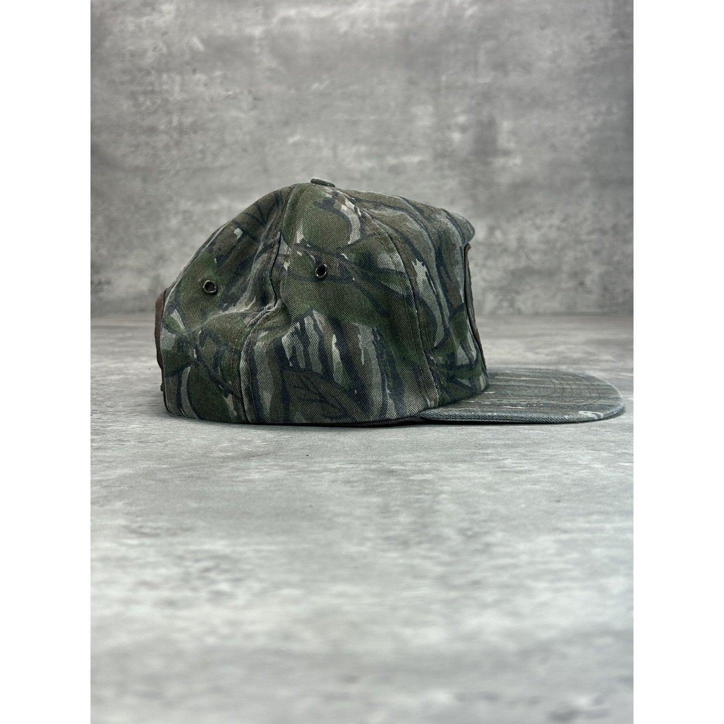 Vintage 80s Drummond American Embroidered Tree Camo Hunting Snapback Hat OSFA
