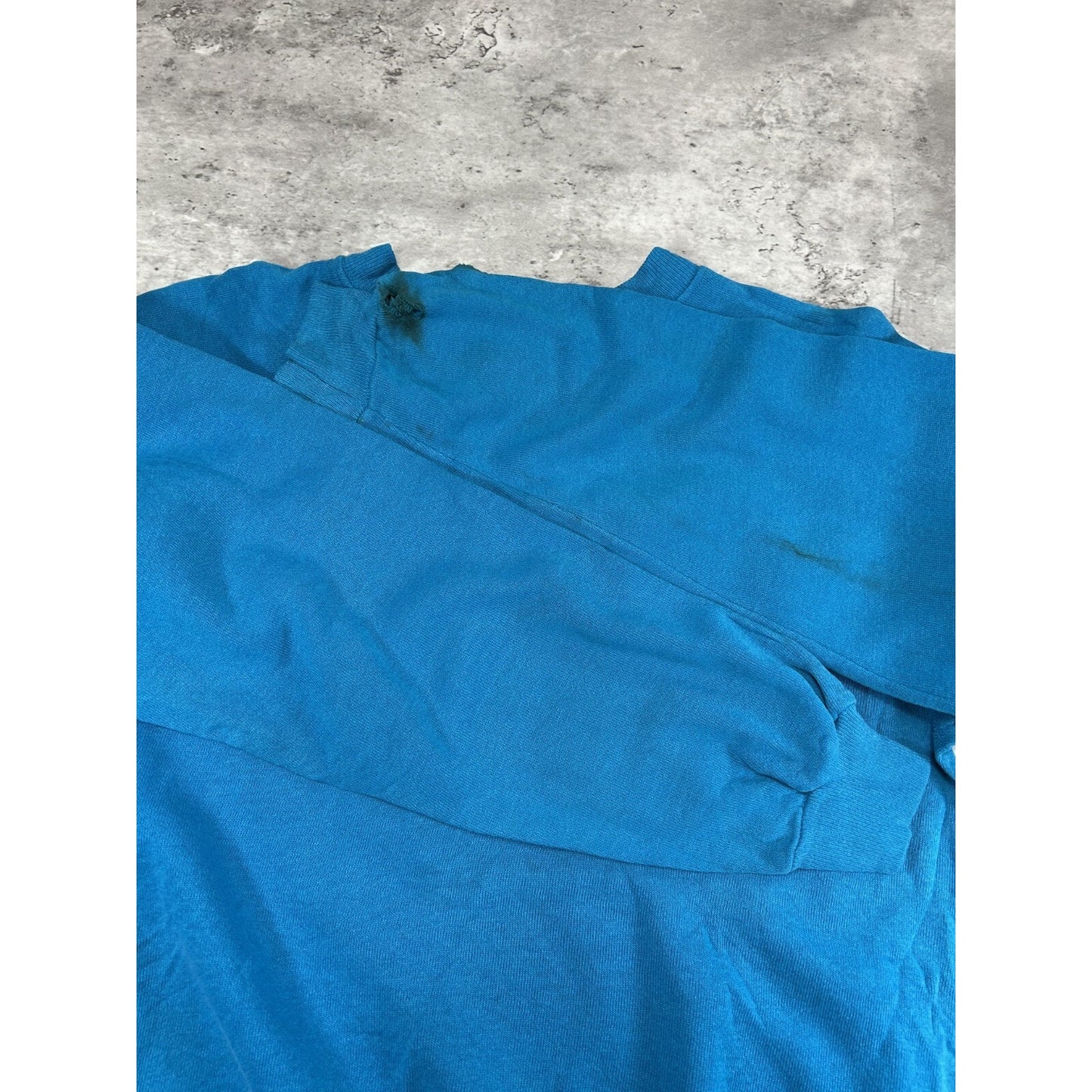 Vintage 80s/90s #66 Graphic Distressed Sweatshirt Size Medium Blue