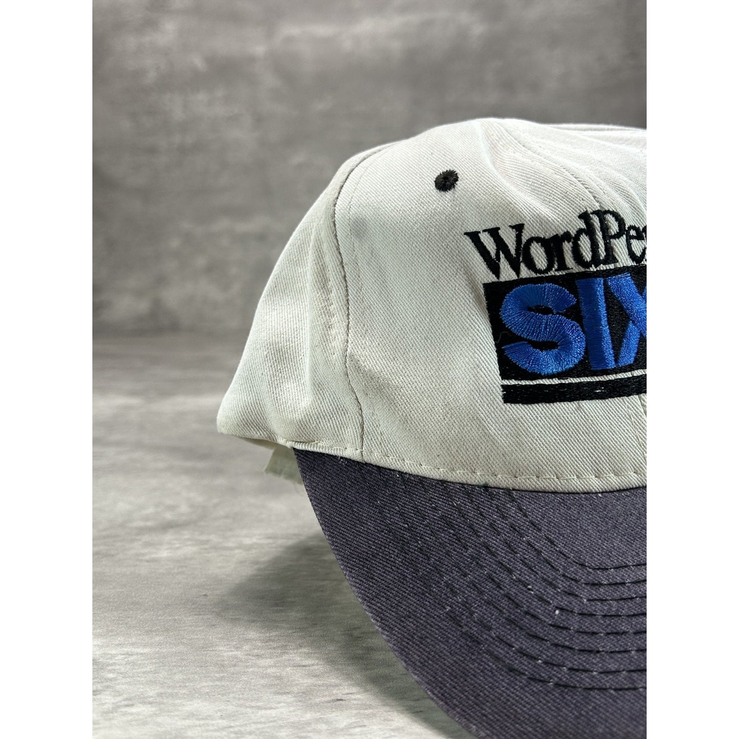 Vintage 90s Wordperfect Six.0 Embroidered Spellout Snapback Hat OSFA White