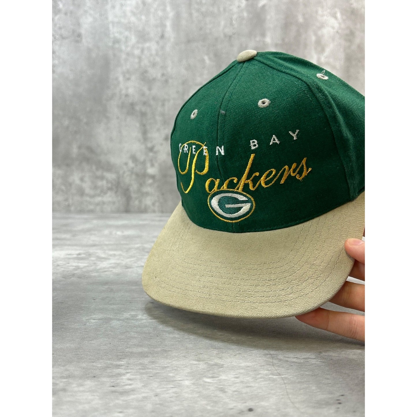 Vintage 90s Green Bay Packers NFL Embroidered Spellout Strapback Hat OSFA