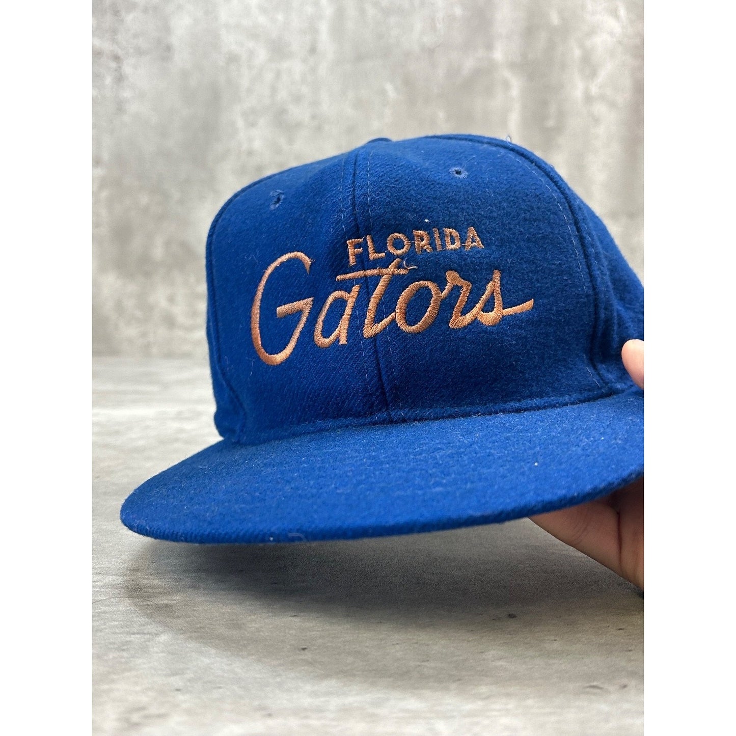 Vintage 90s Florida Gators NCAA Embroidered Script Spellout Snapback Hat OSFA