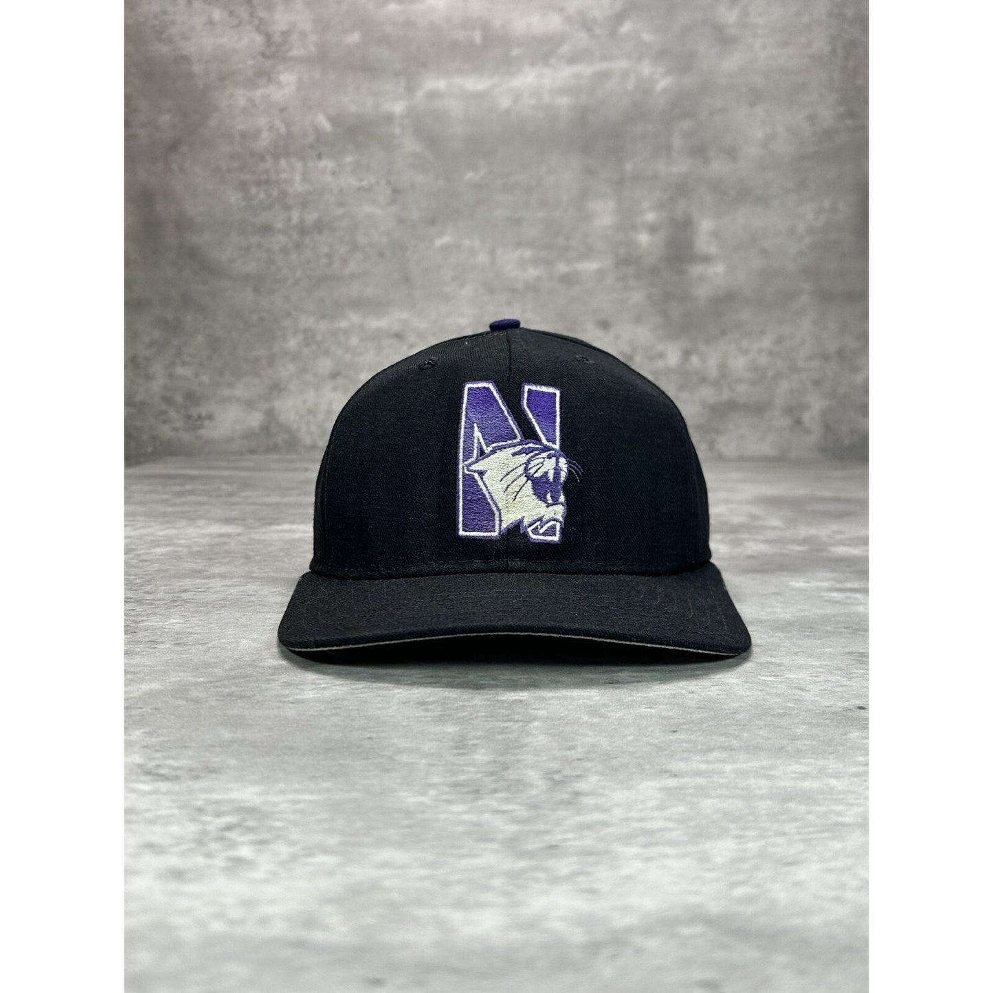 Vintage 90s Northwestern Wildcats NCAA Embroidered Logo Snapback Hat OSFA