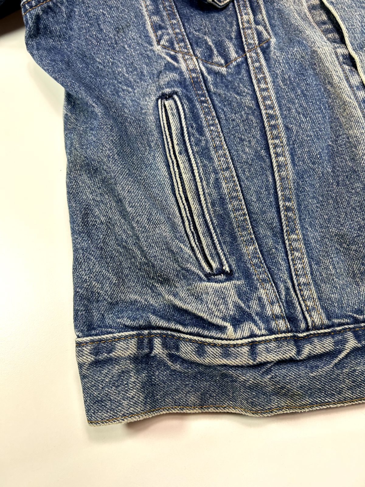 Vintage 80s Levis Dark Wash Denim Type 3 Trucker Jacket Size Small Blue