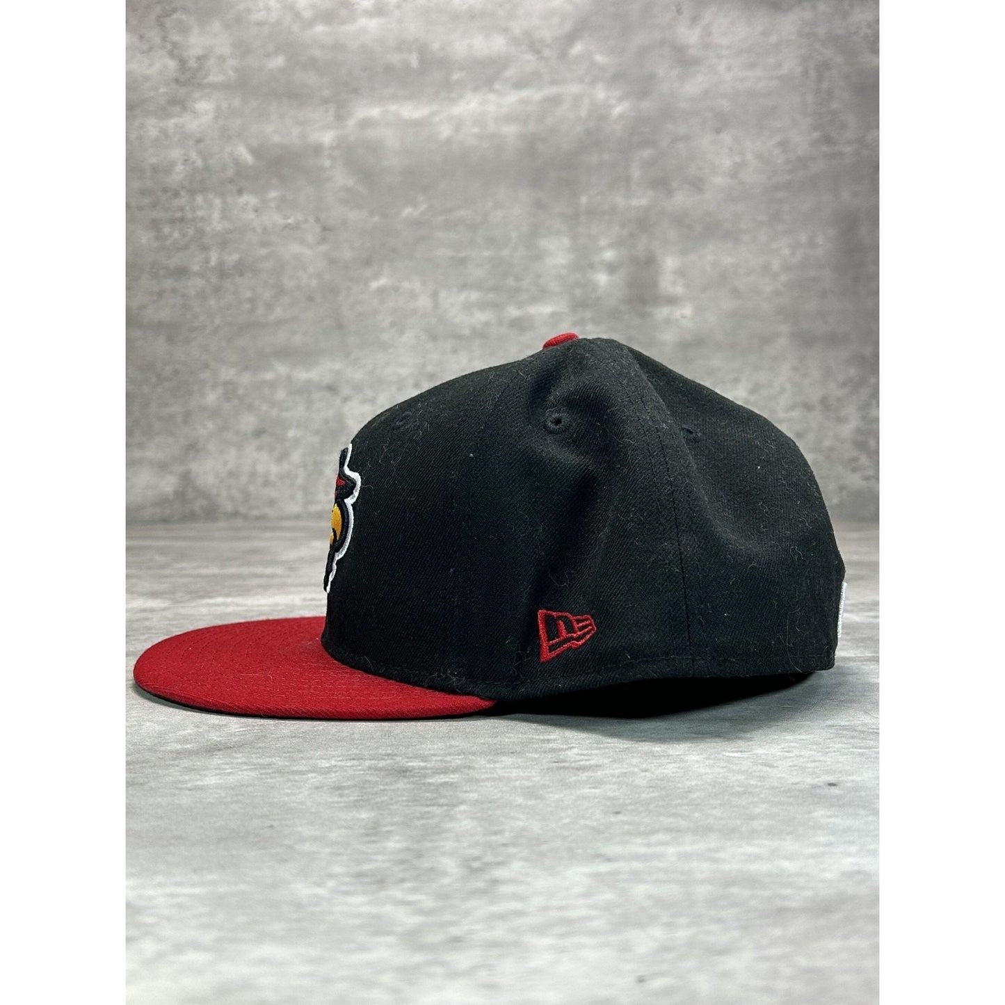 Rochester Red Wings MiLB Embroidered Logo Baseball Fitted Hat 7 1/2 Black