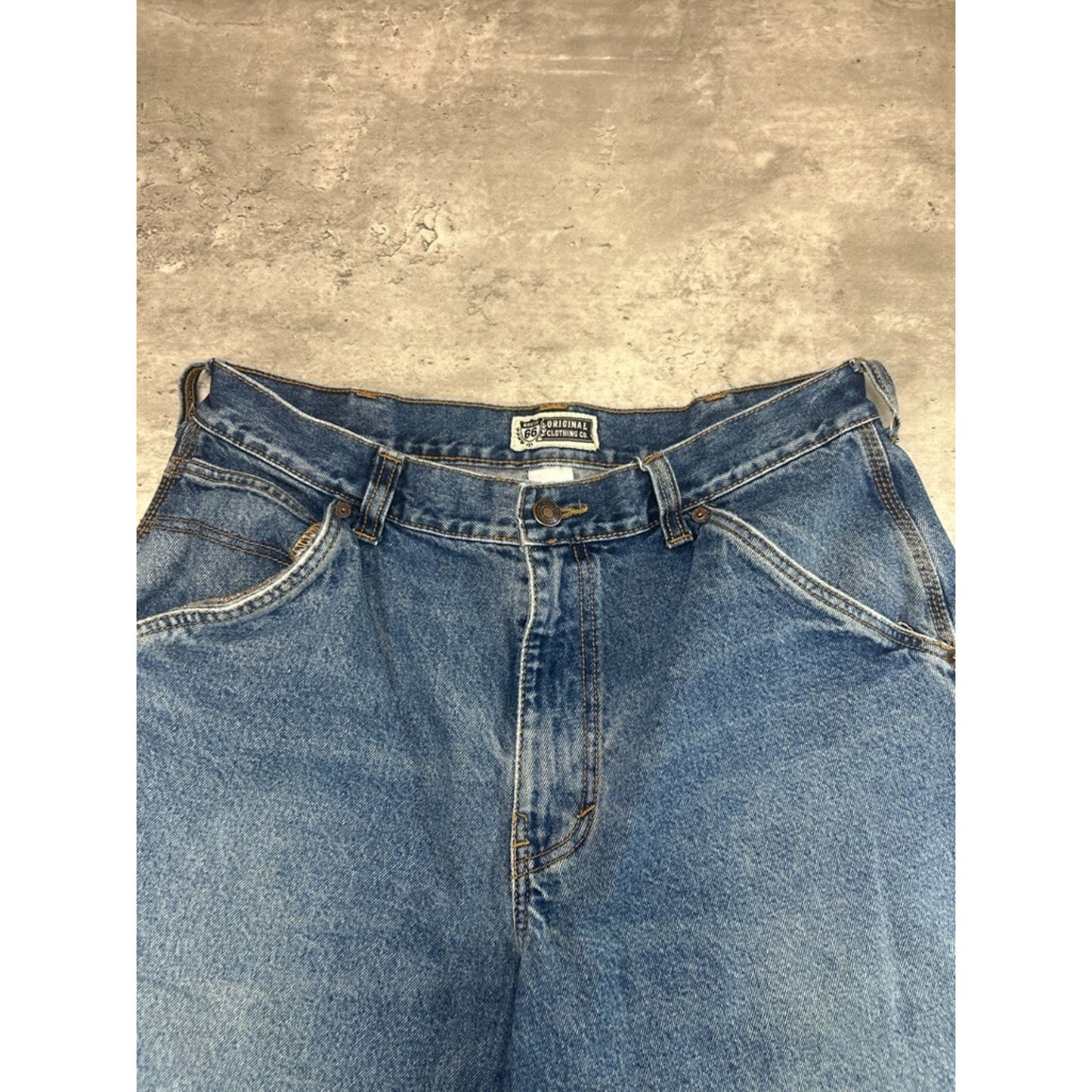 Vintage Route 66 Medium Wash Denim Workwear Carpenter Shorts Size 36 Blue
