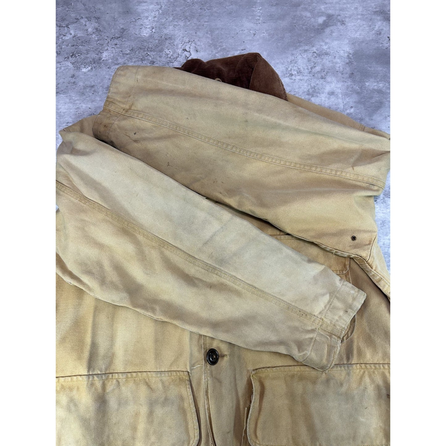 Vintage 1970s Three Pocket Canvas Collared Hunting Jacket Size Medium Beige