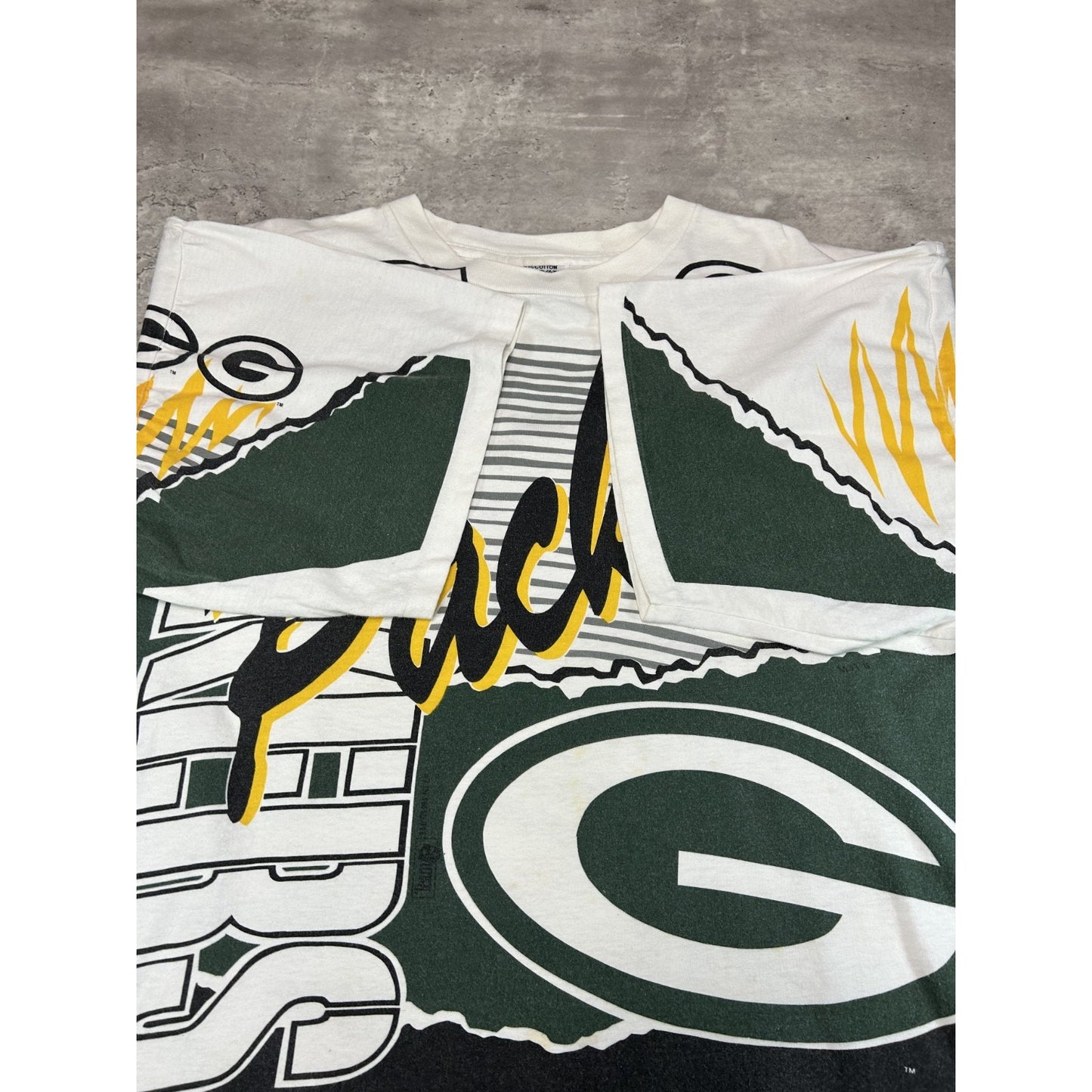 Vintage 90s Green Bay Packers NFL All Over Print Graphic T-Shirt Size 3XL