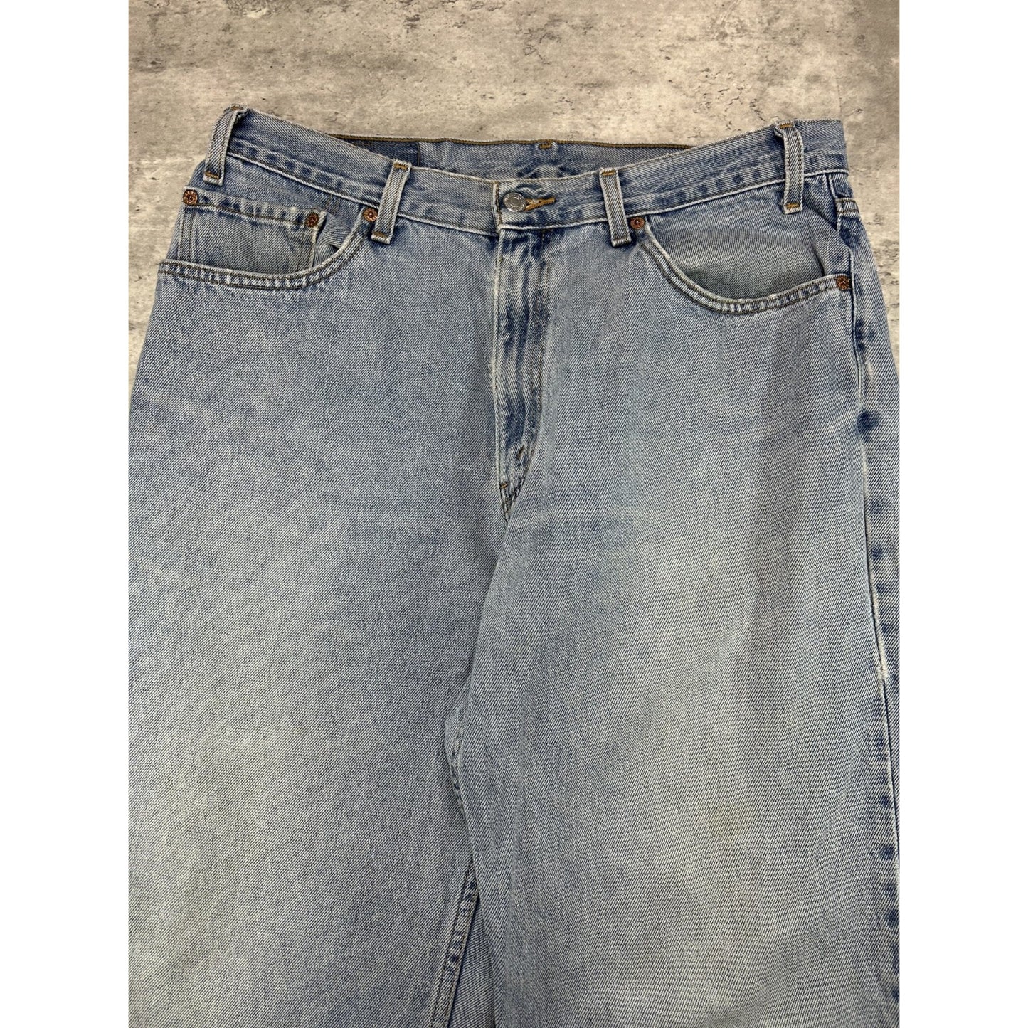 Vintage Levis 550 Red Tab Relaxed Fit Light Wash Denim Pants Size 35 Blue