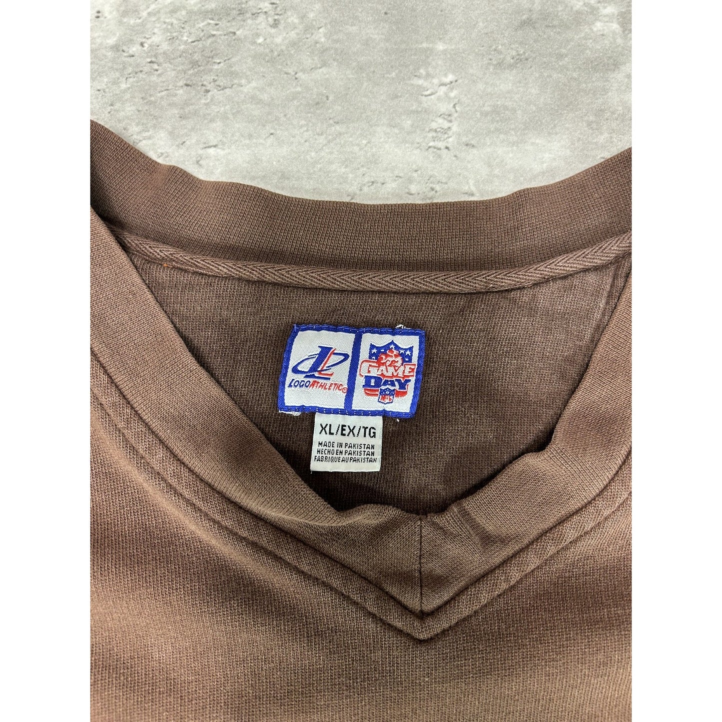 Vintage 90s Cleveland Browns NFL Embroidered Logo Football Sweatshirt Size XL