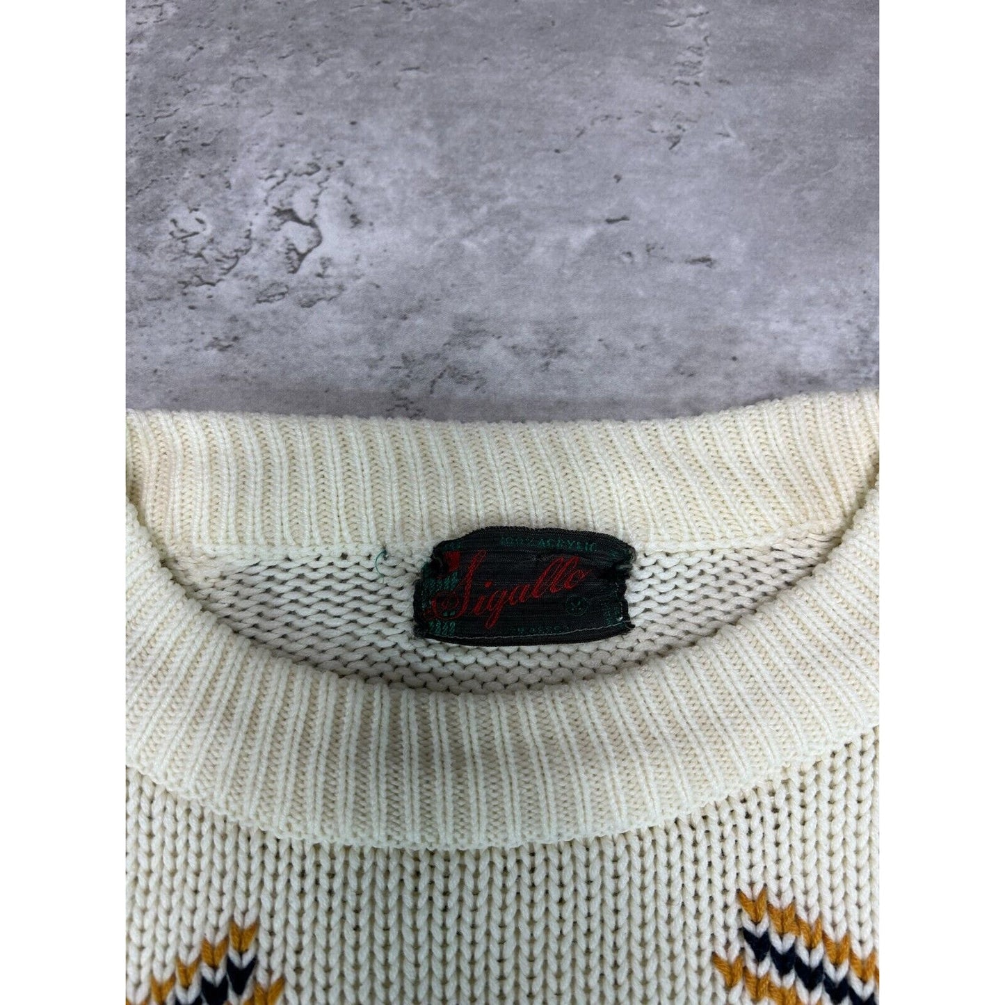 Vintage 1960s Sigallo Abstract Design Pull Over Knit Sweater Size Medium Beige