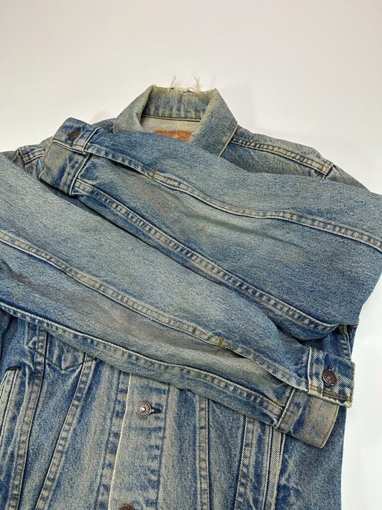 Vintage 90s Levis Type 3 Medium Wash Denim Trucker Jacket Size Small