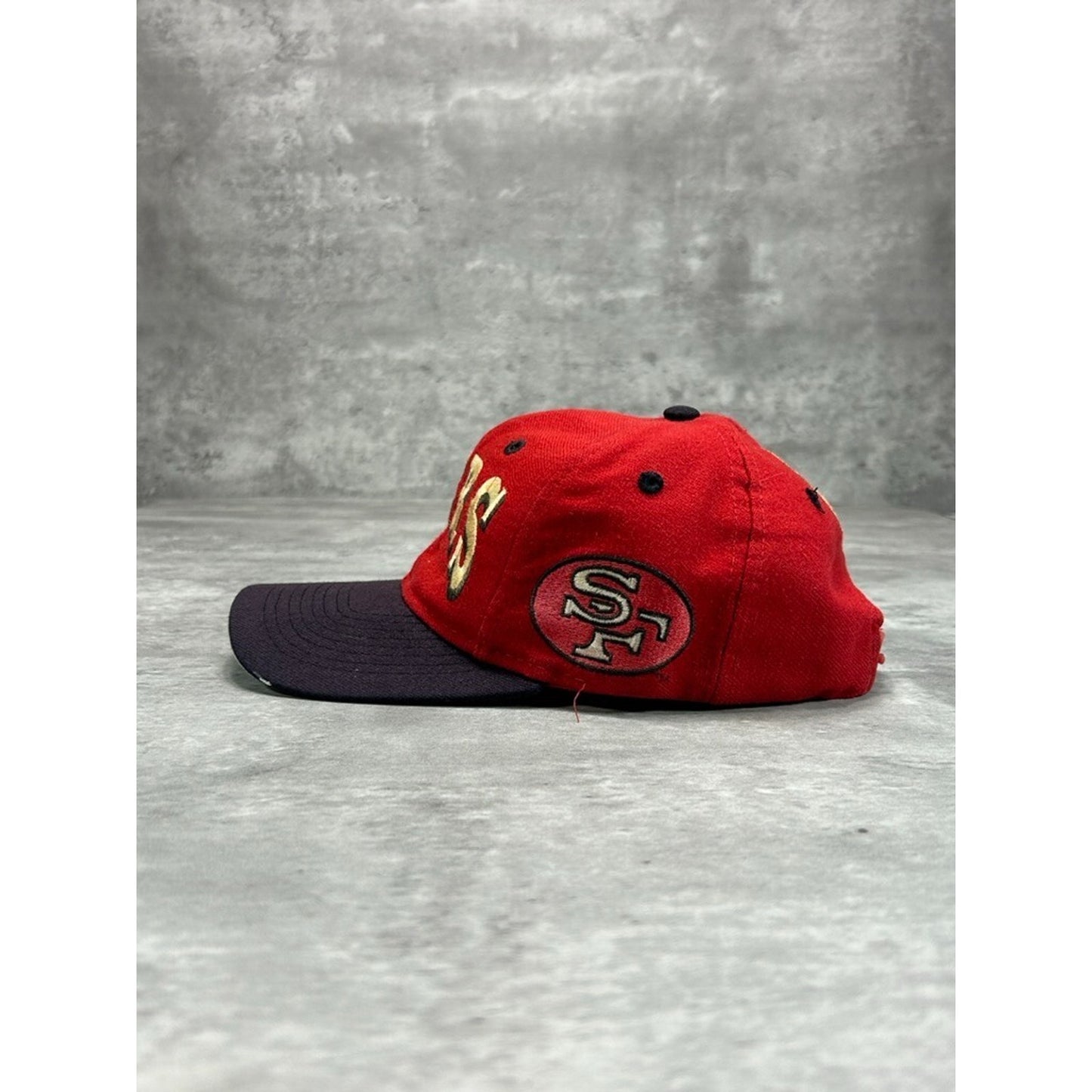 Vintage 90s San Francisco 49ers NFL Embroidered Spellout Snapback Hat OSFA