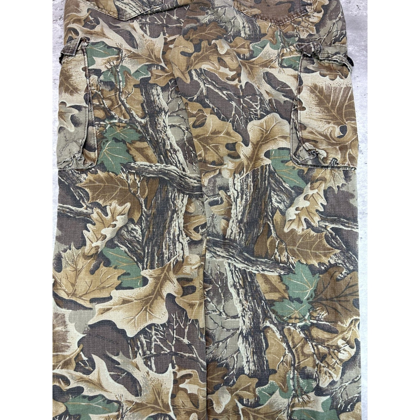 Vintage 90s Advantage Tree Camo Hunting Cargo Pants Size 34