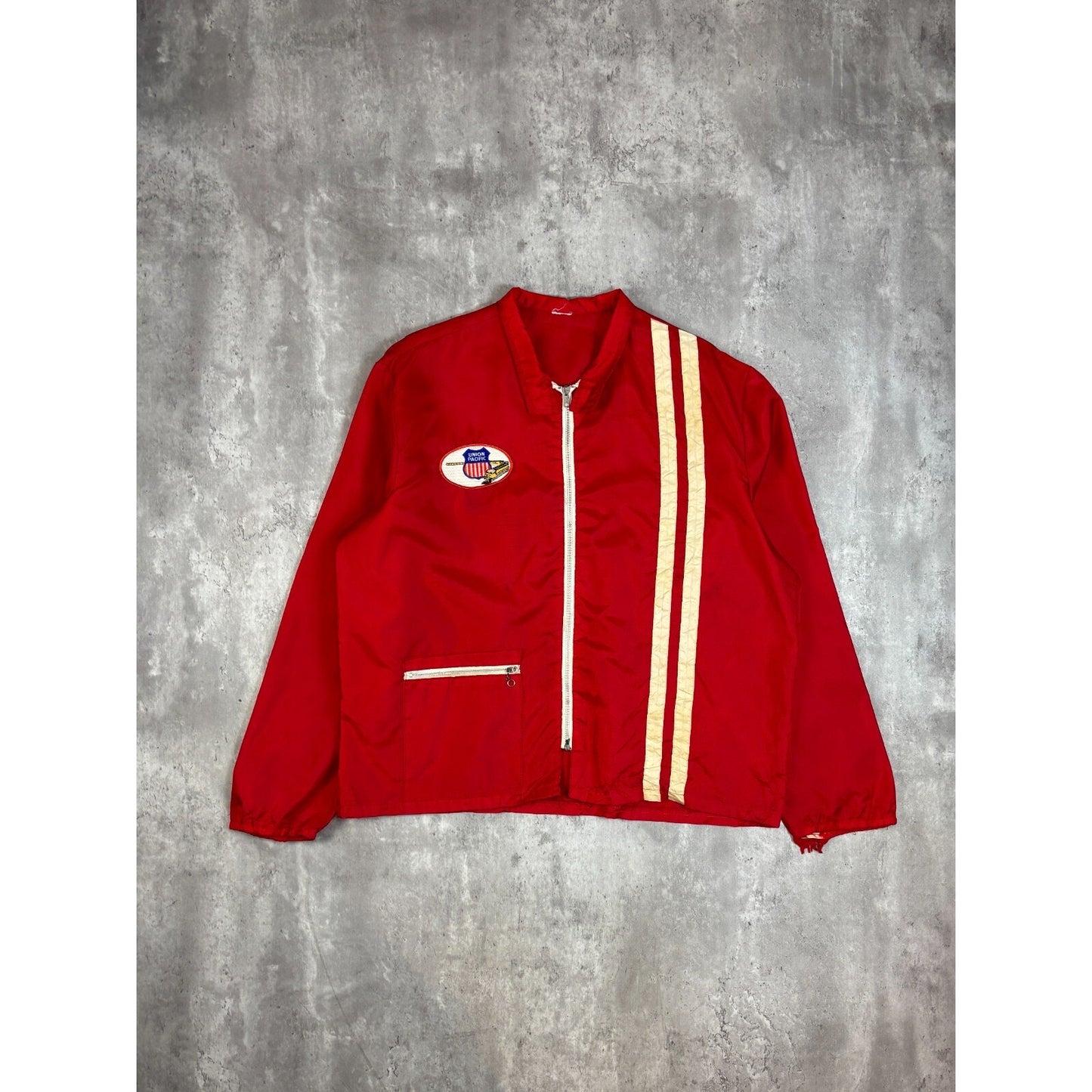 Vintage 1960s Union Pacific Railway Nylon Full Zip Work Jacket Size XL Red