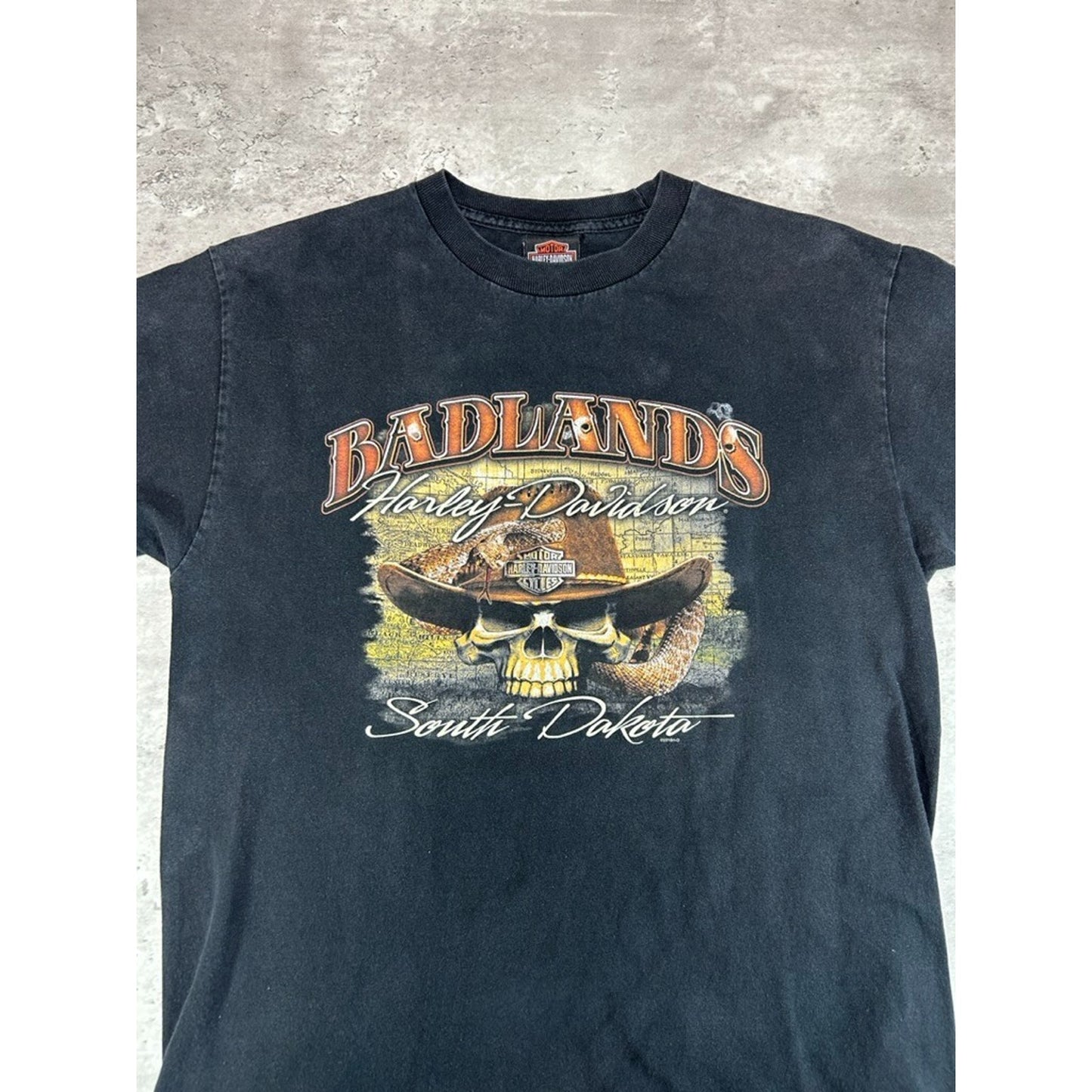 Harley Davidson Motorcycles Badlands Cowboy Skull Graphic T-Shirt Size Medium