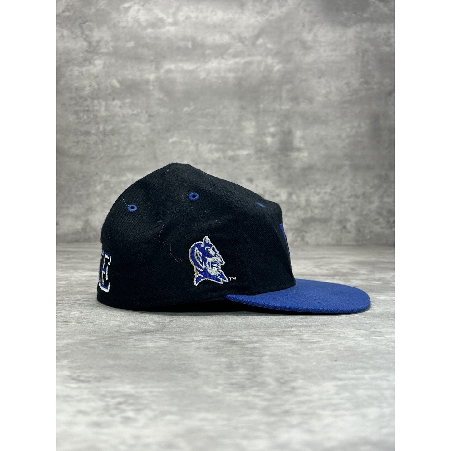 Vintage 90s Duke Blue Devils NCAA Embroidered Logo Fitted Hat Size 7