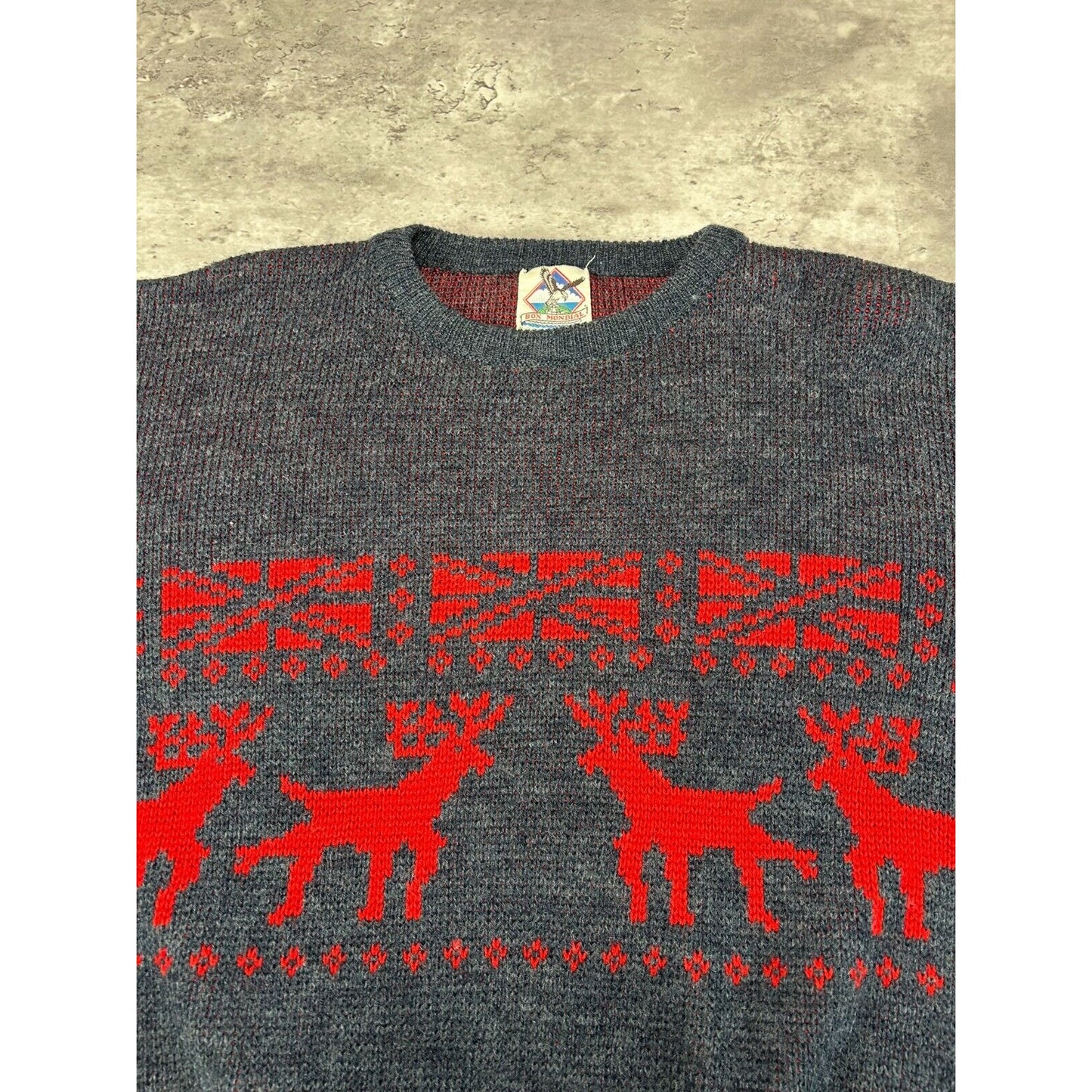 Vintage 90s Box Mondial Reindeer Pattern Print Pullover Knit Sweater Size Small