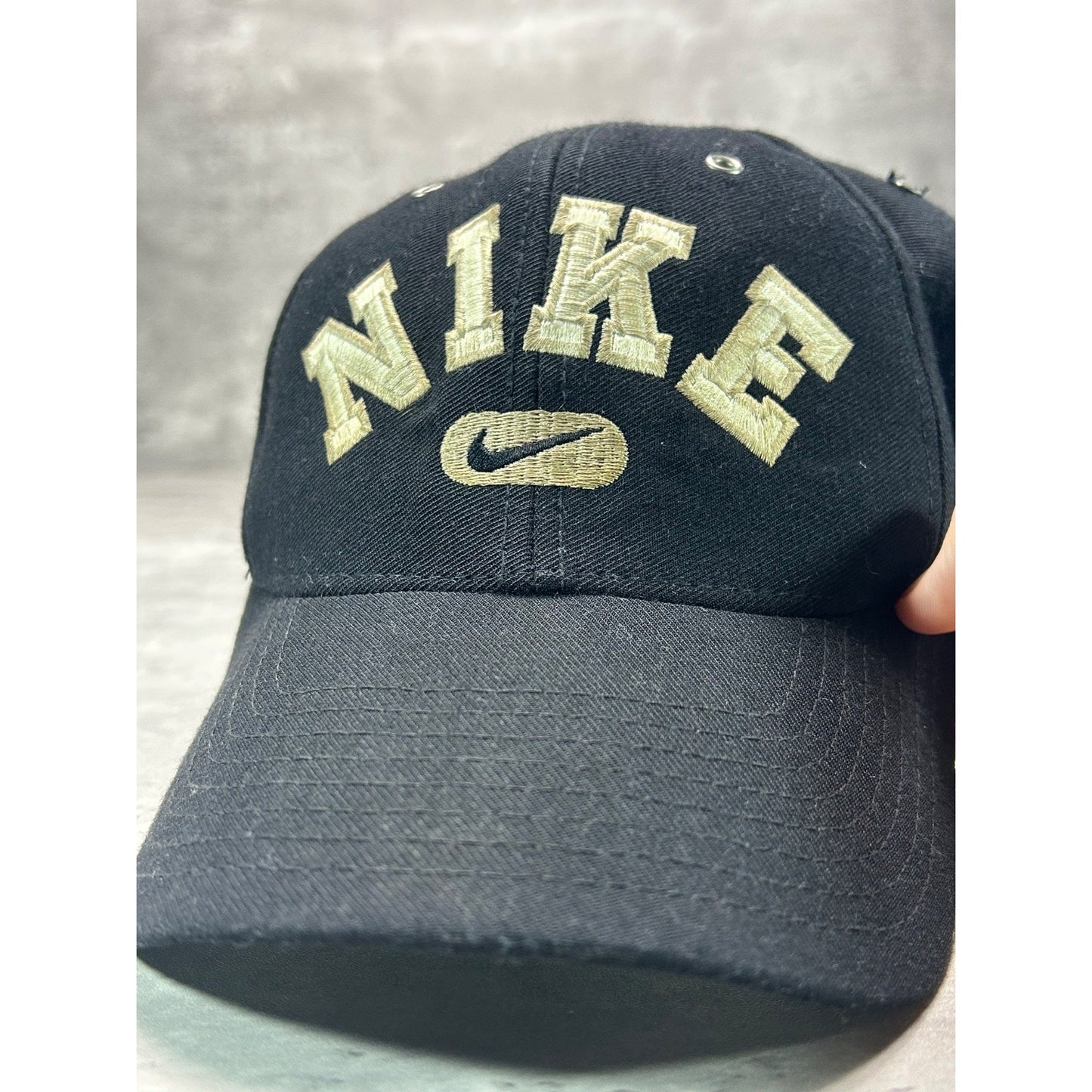 Vintage 2000s Nike Embroidered Swoosh Spellout Snapback Hat OSFA