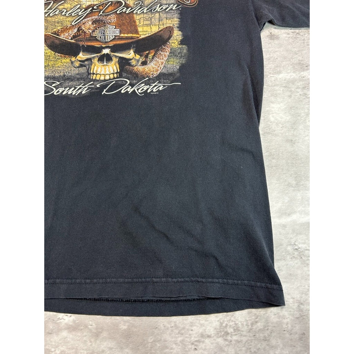 Harley Davidson Motorcycles Badlands Cowboy Skull Graphic T-Shirt Size Medium