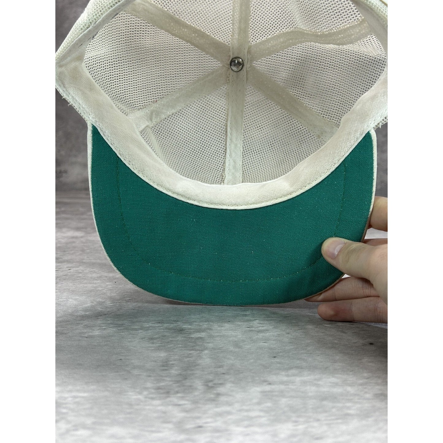 Vintage 1980s Oakland Hills Country Club PGA Mesh Snapback Hat OSFA White