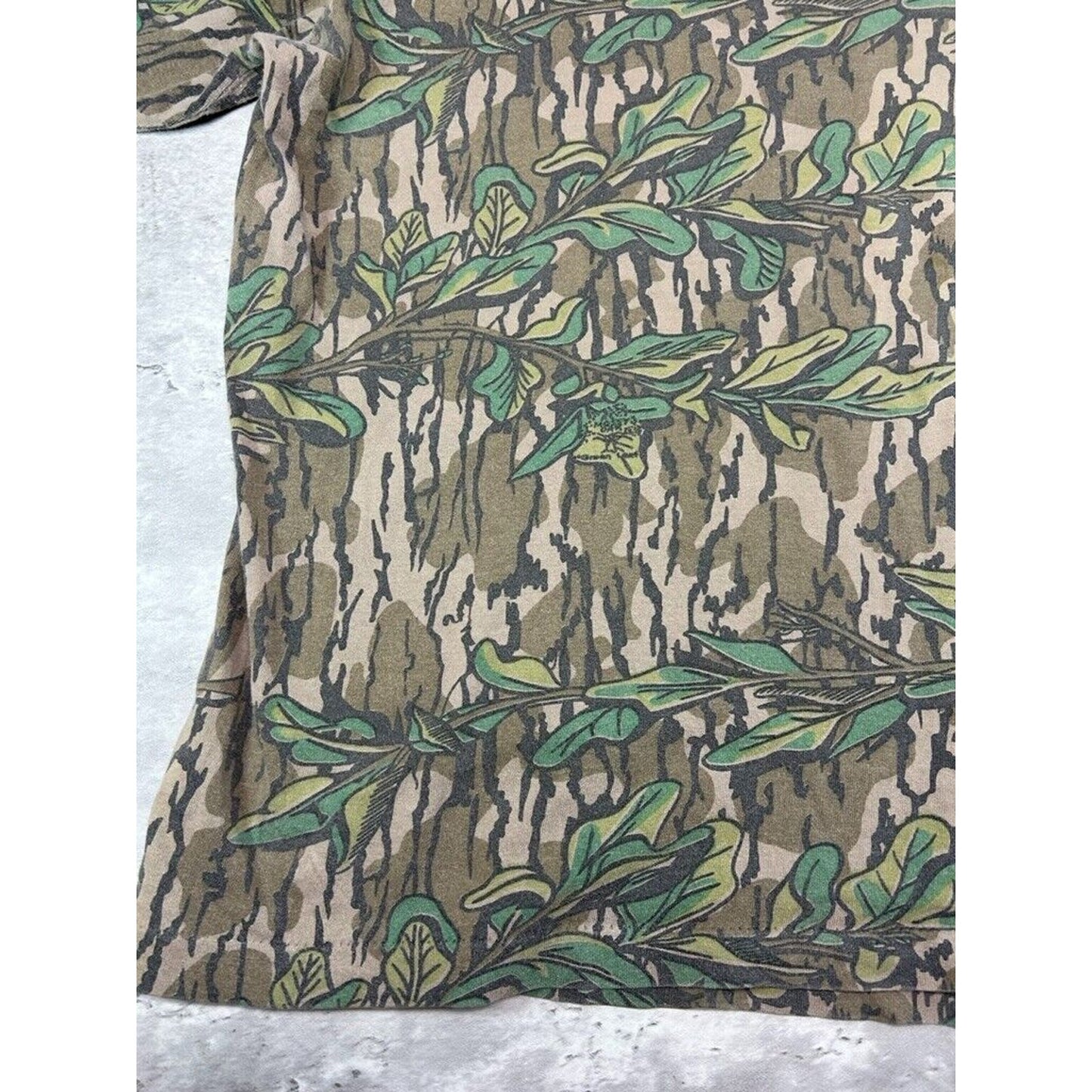 Vintage 80s/90s Tree Camo Pocket Long Sleeve Hunting T-Shirt Size XL