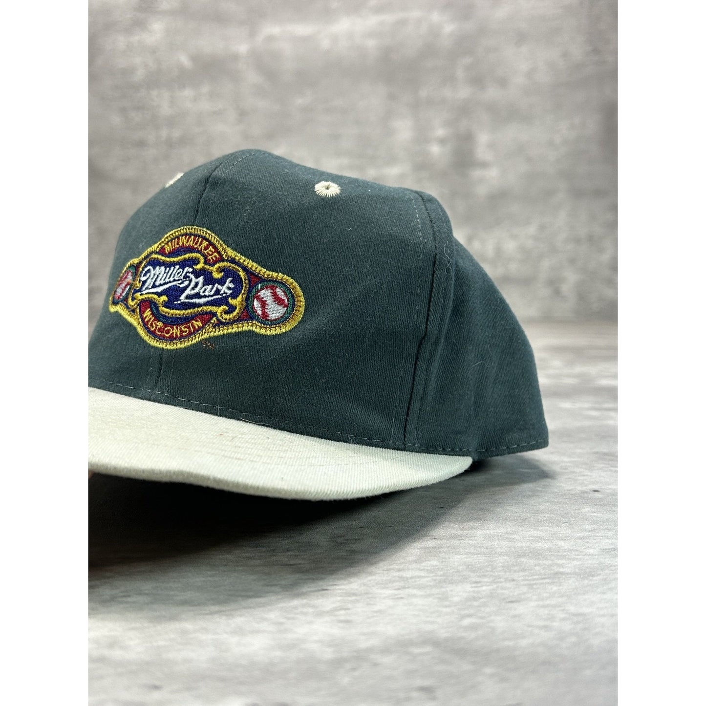 Vintage 90s Milwaukee Brewers MLB Miller Park Embroidered Snapback Hat OSFA