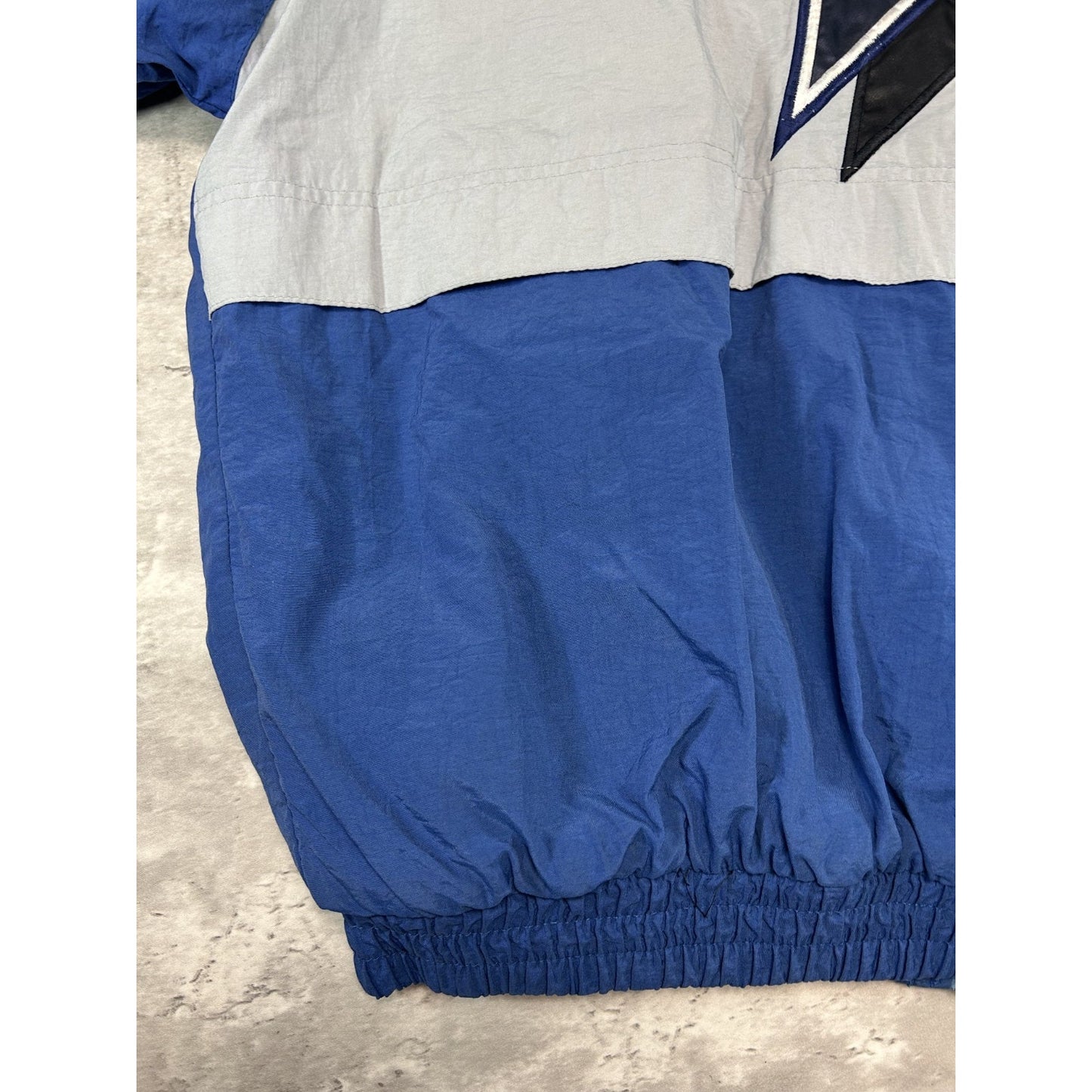 Vintage 90s Dallas Cowboys NFL Embroidered Insulated Nylon Jacket Size Large