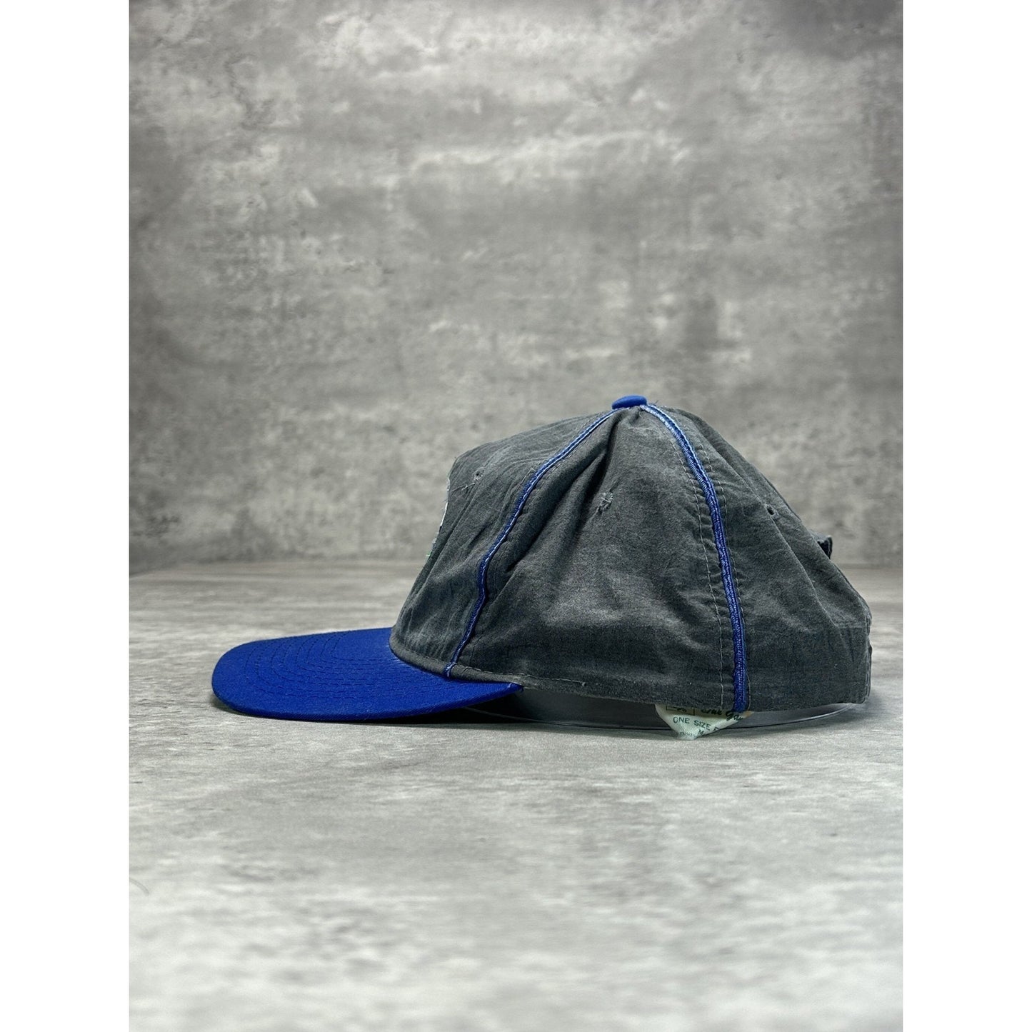 Vintage 90s Kanas City Royals MLB Embroidered Spellout Logo Snapback Hat OSFA