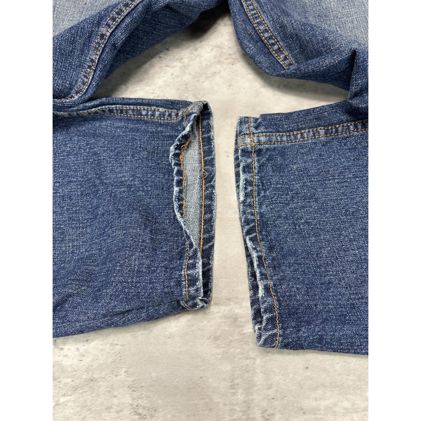 Vintage Y2K Rocawear Baggy Fit Embroidered Pocket Dark Wash Denim Pants Size 38