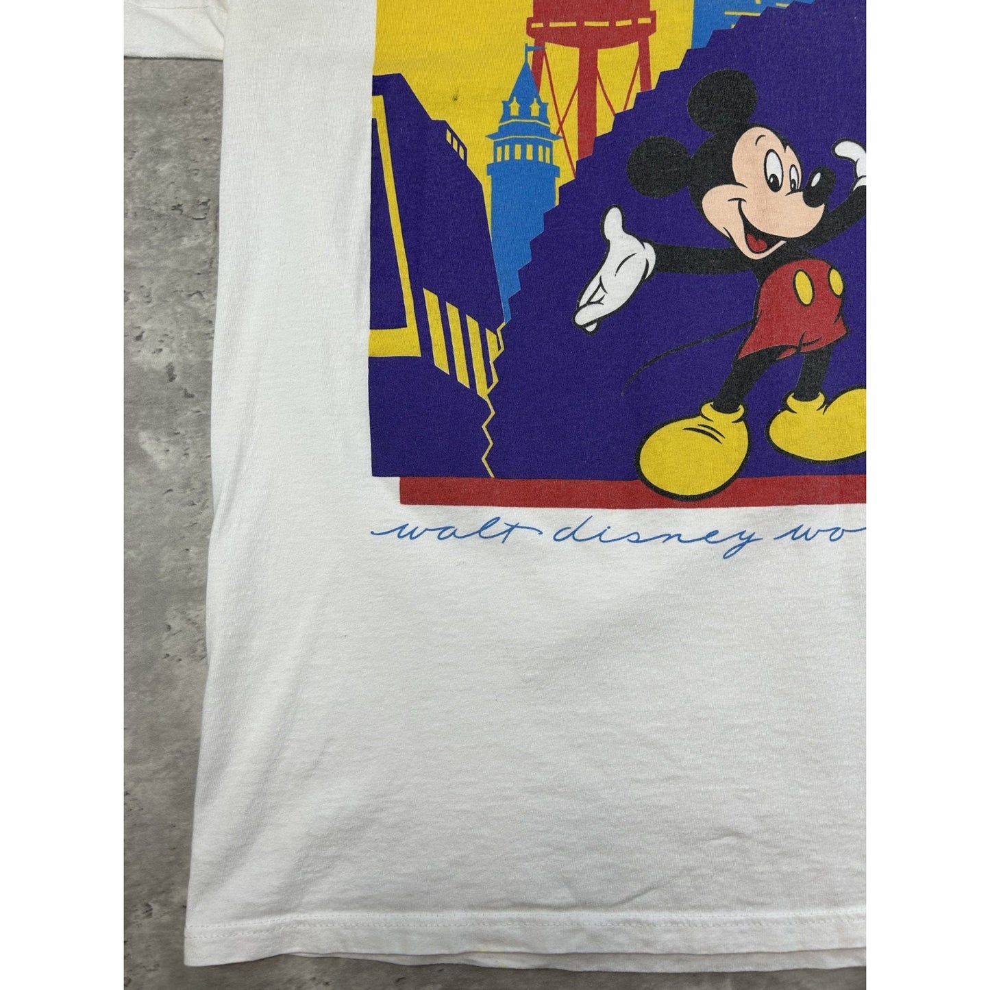 Vintage 80s Disney Mickey Mouse Cartoon Character Graphic T-Shirt Size Medium